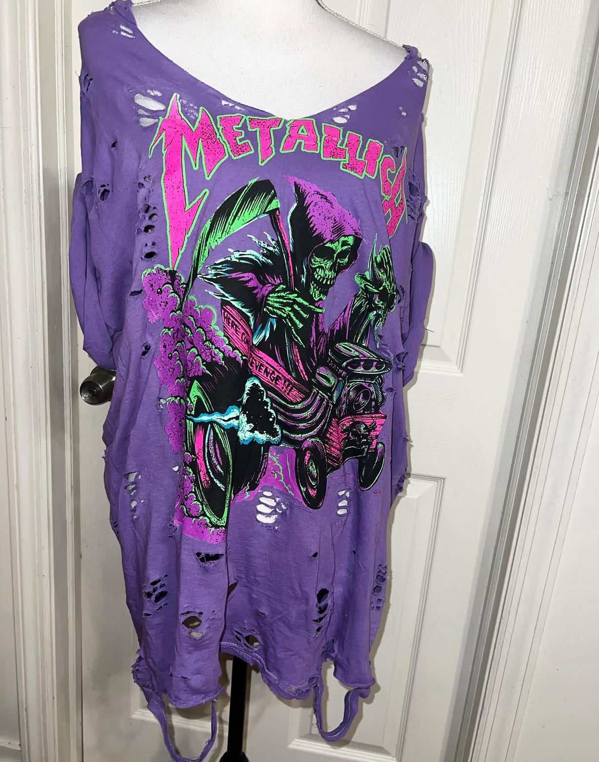 Metallica Oversized Distressed Tee