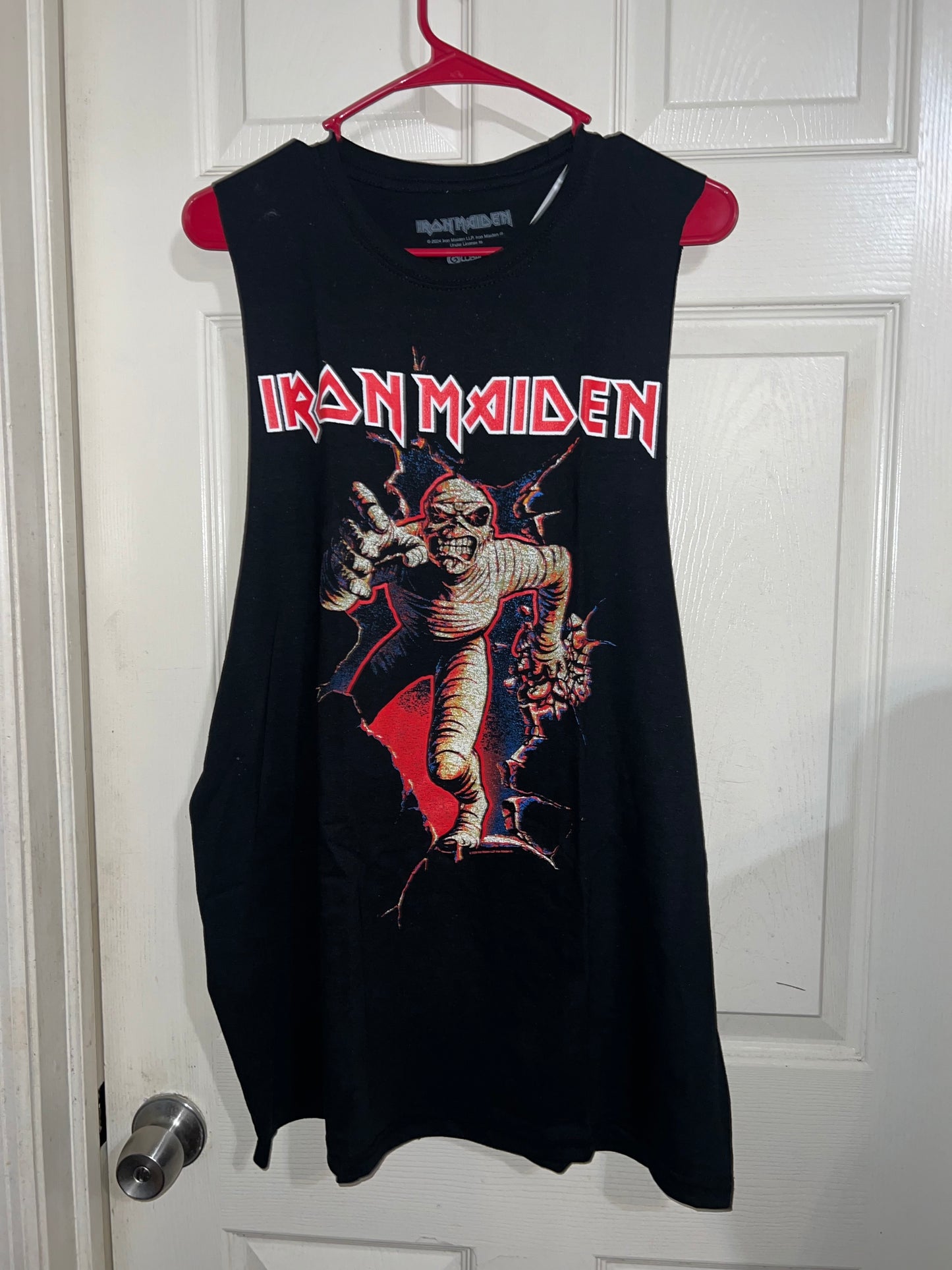 Iron Maiden Oversized Distressed Muscle Tee