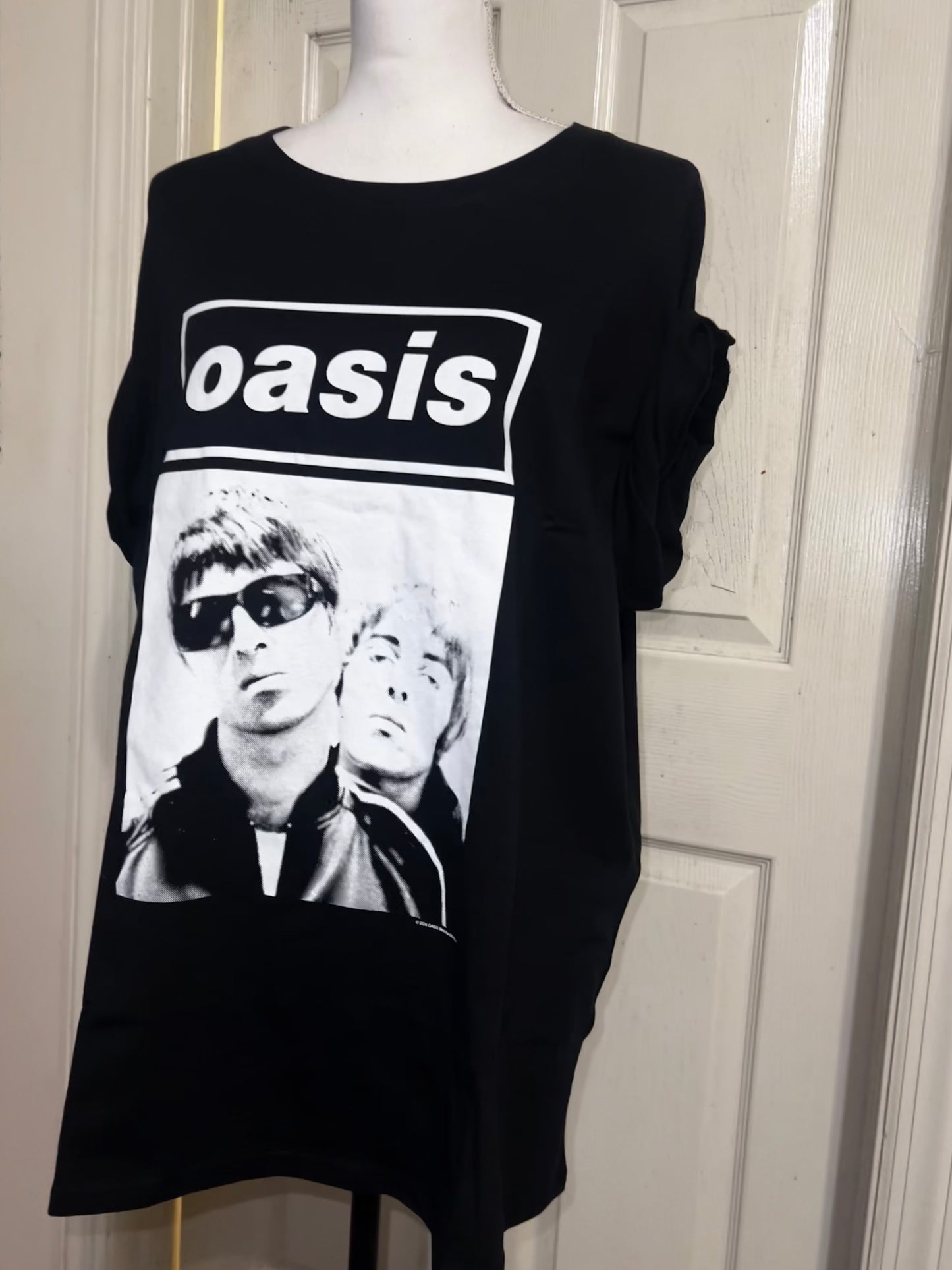 Oasis Oversized Distressed Tee