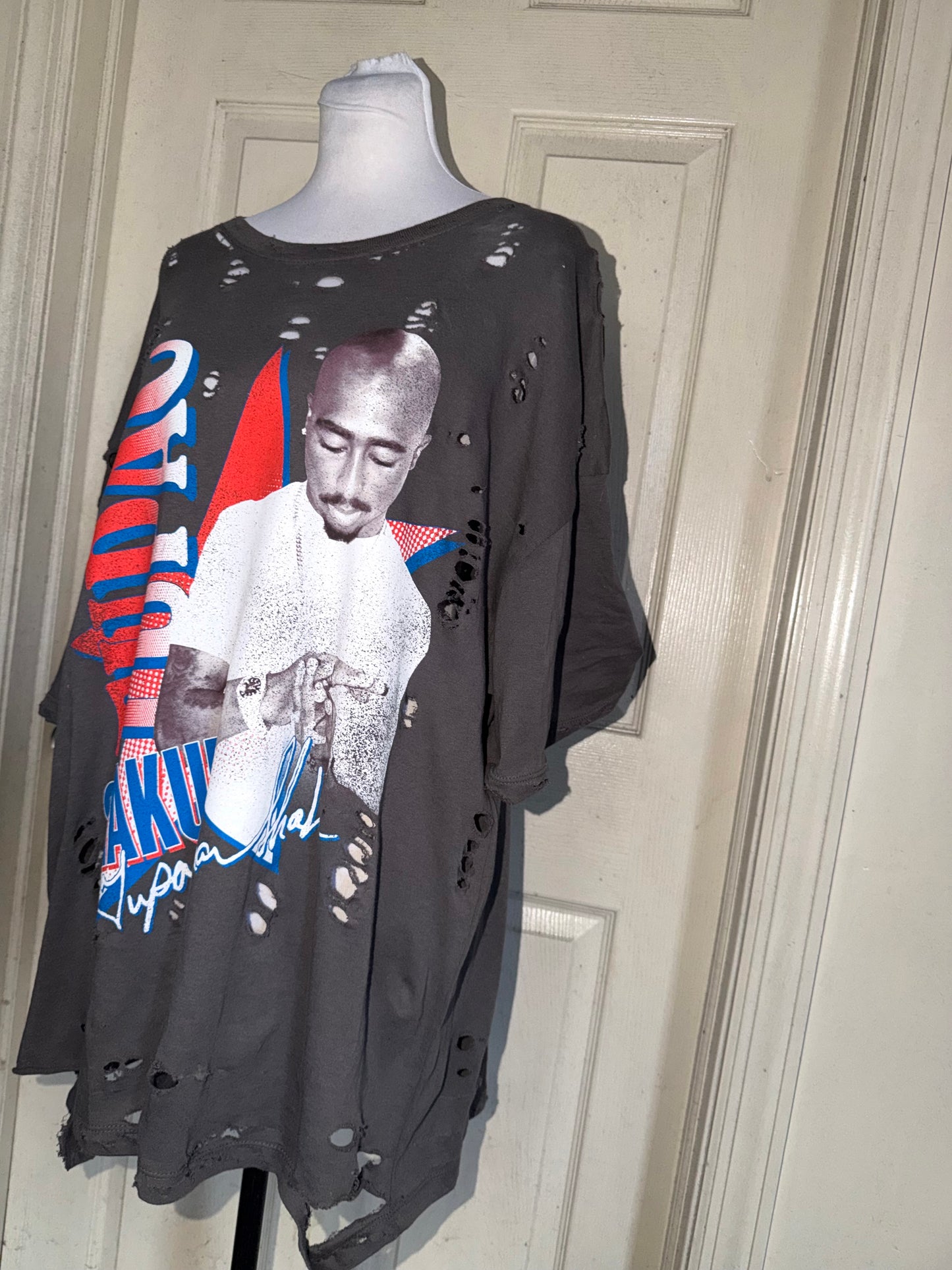 Tupac Distressed Tee