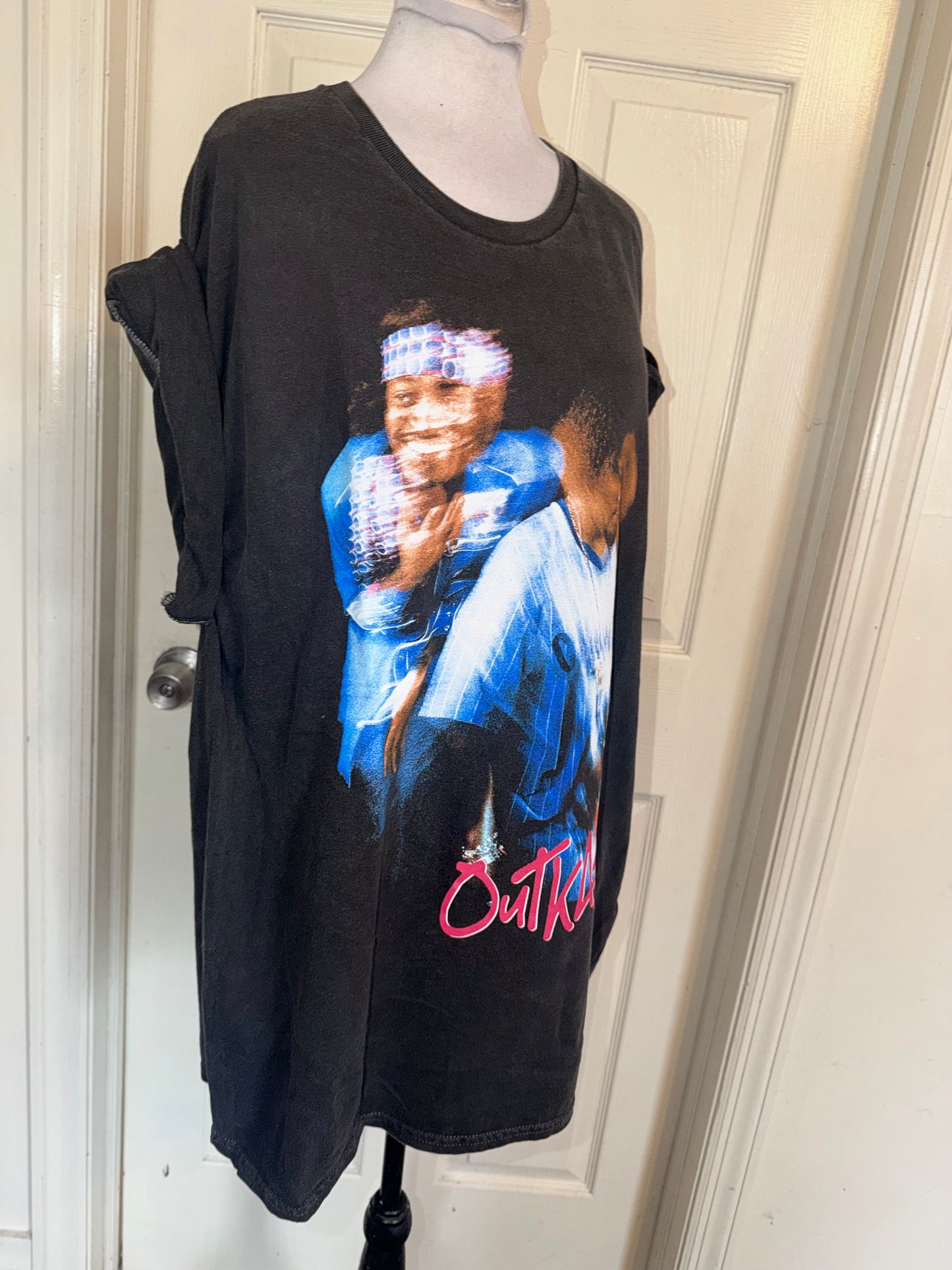 Outkast Oversized Tee