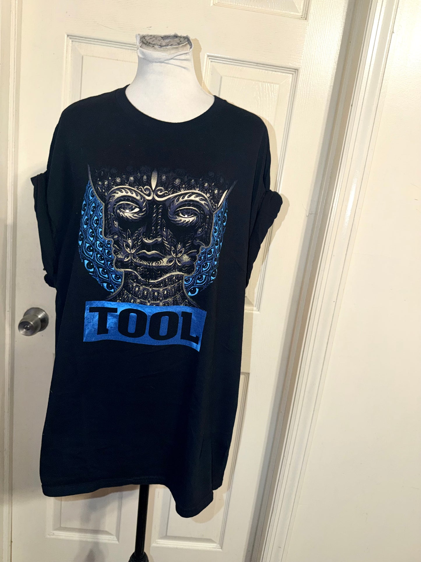 Tool Oversized Tee