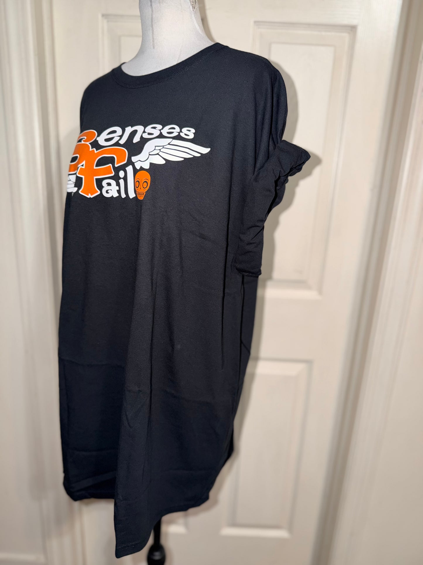 Senses Fail Oversized Distressed Tee