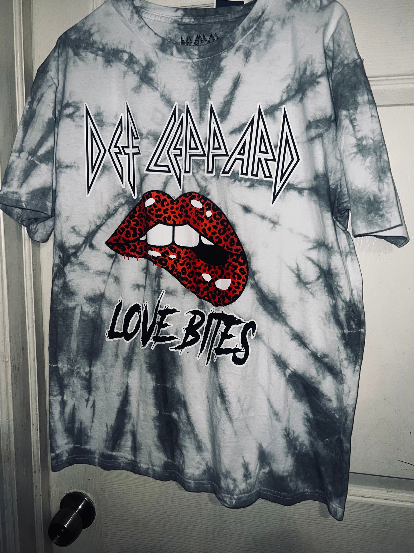 Def Leppard Love Bites Oversized Tee