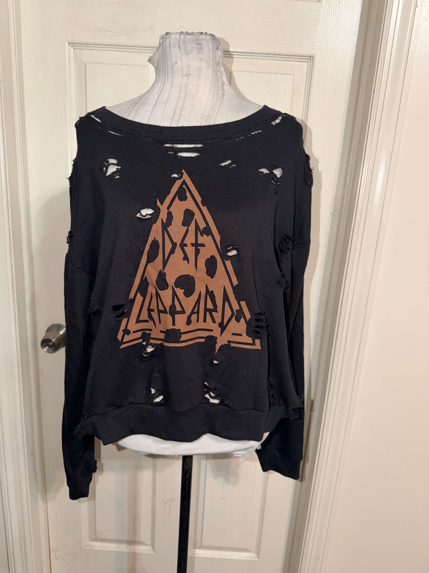 Def Leppard Oversized Distressed Sweatshirt