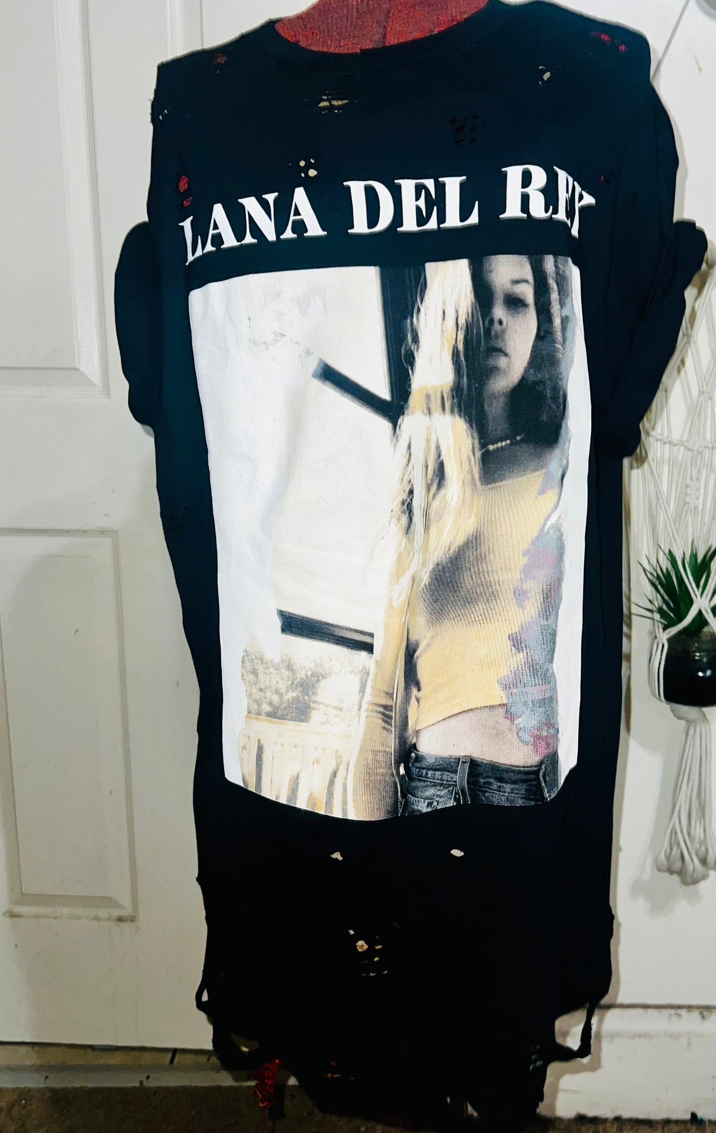 Lana Del Rey Oversized Distressed Tee