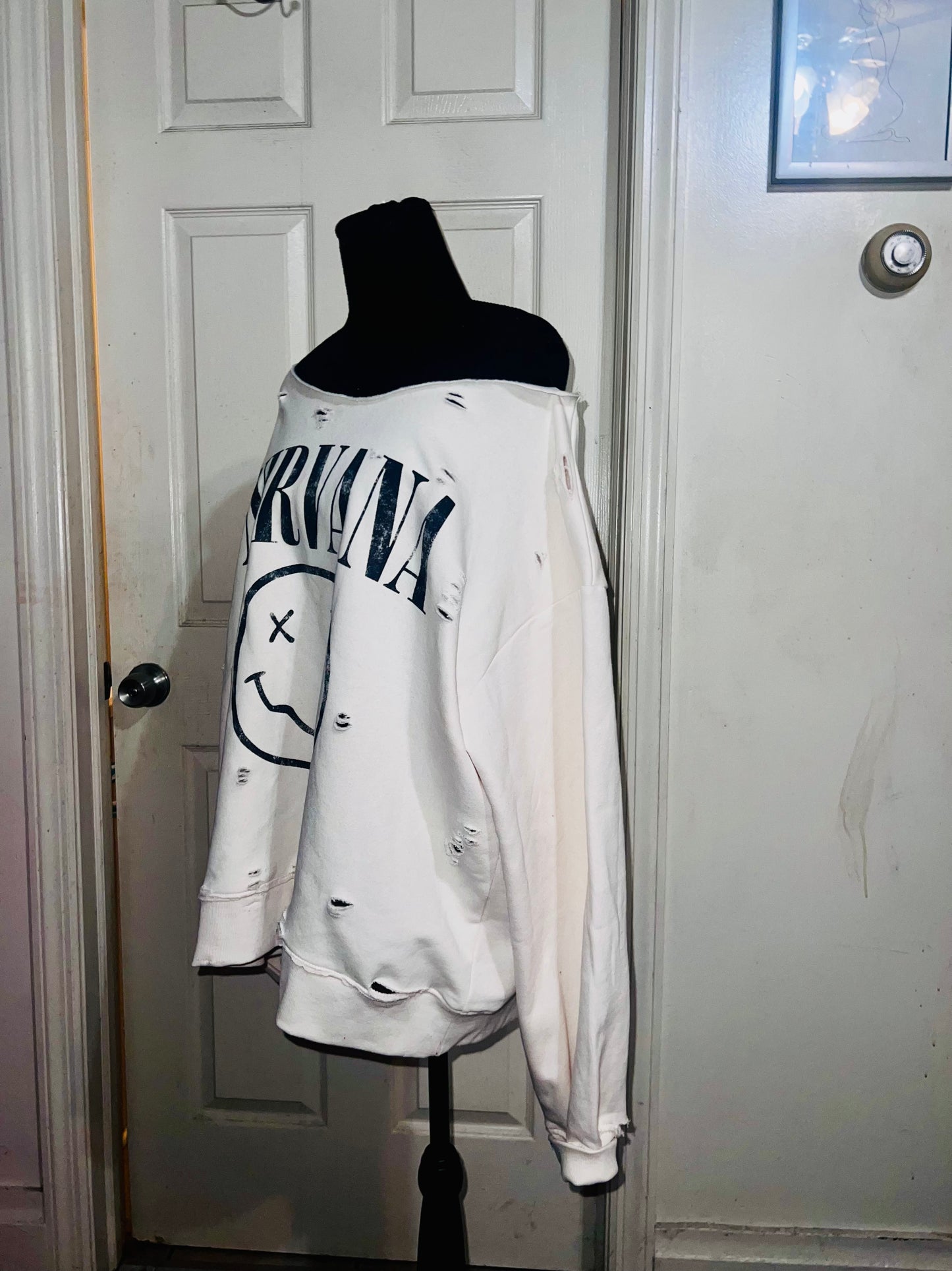 Nirvana Oversized Cream Sweatshirt