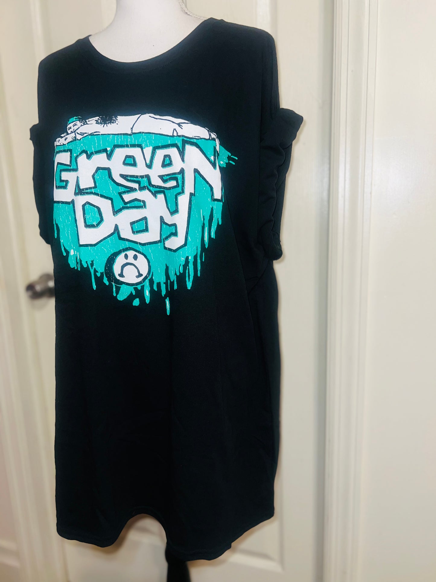 Green Day Oversized Distressed Tee