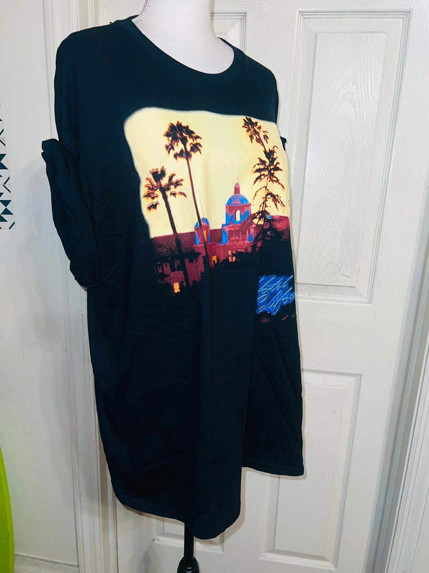 The Eagles Oversized Distressed Tee