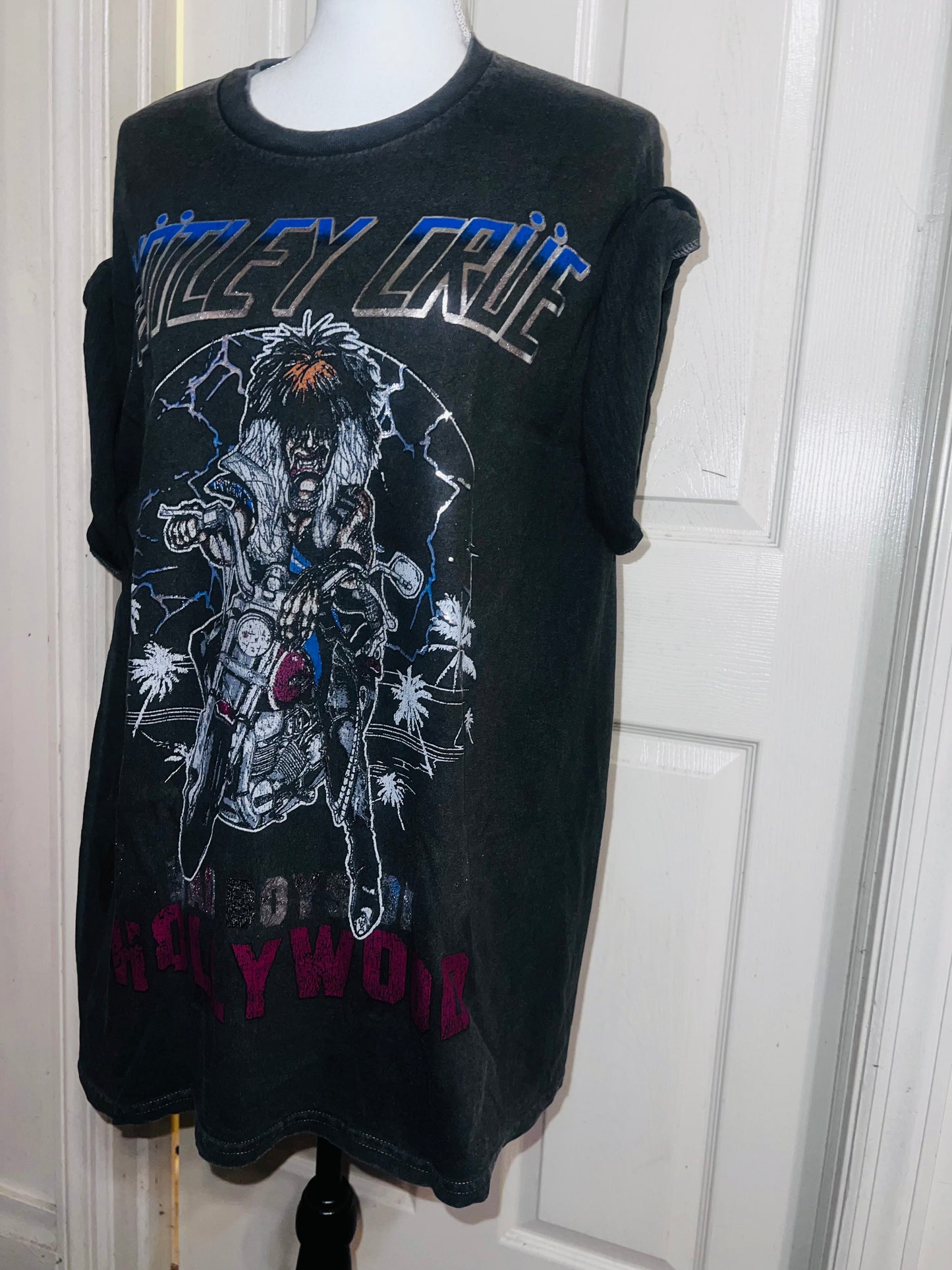 Motley Crue Oversized Distressed Tee