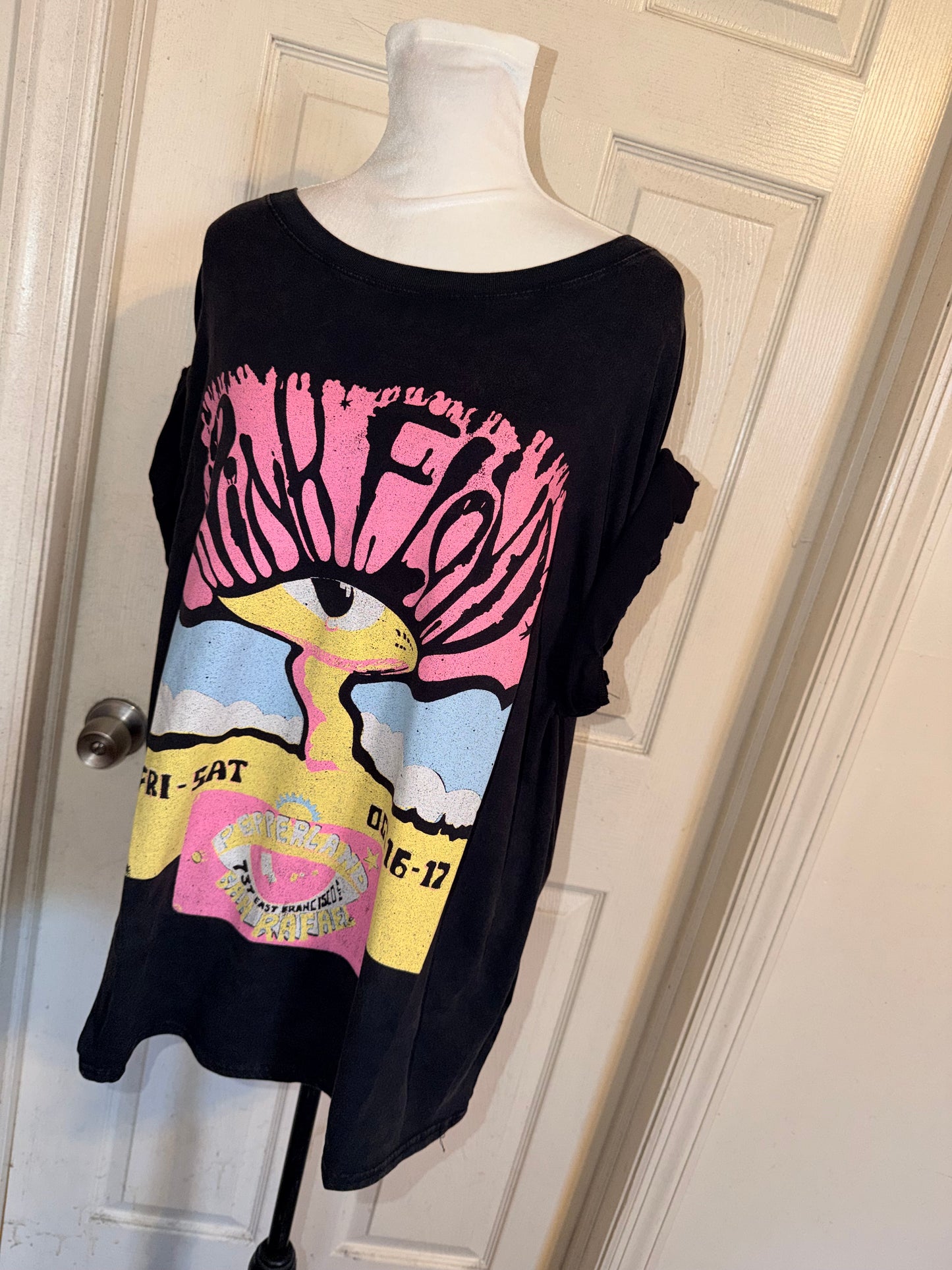 Pink Floyd Oversized Distressed Tee
