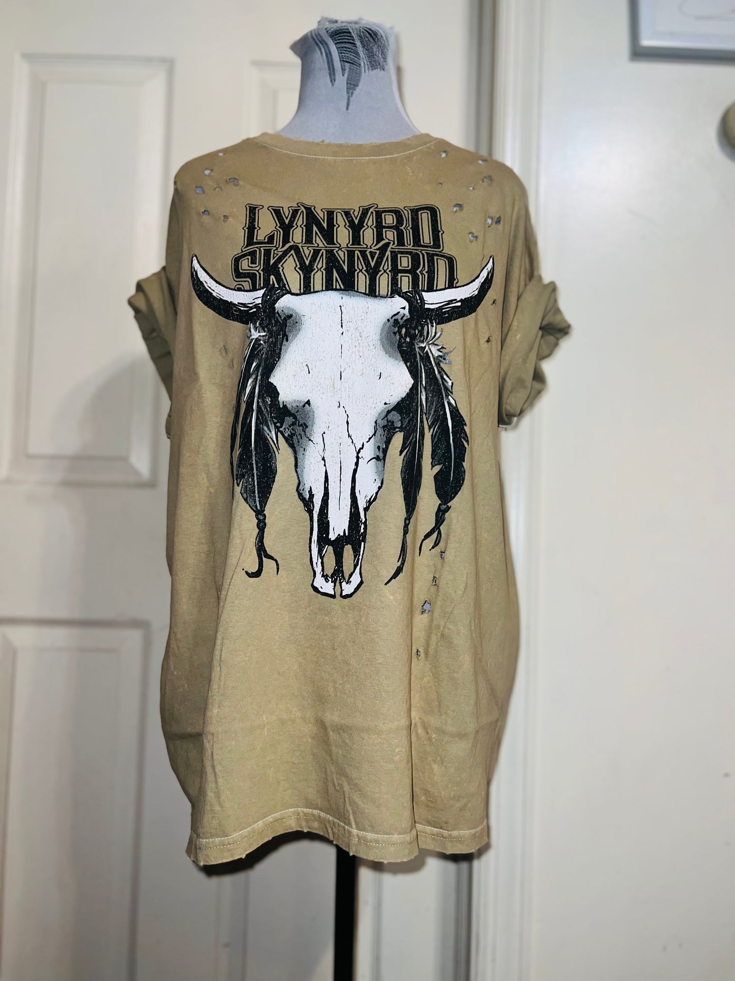 Lynyrd Skynyrd Oversized Distressed Tee