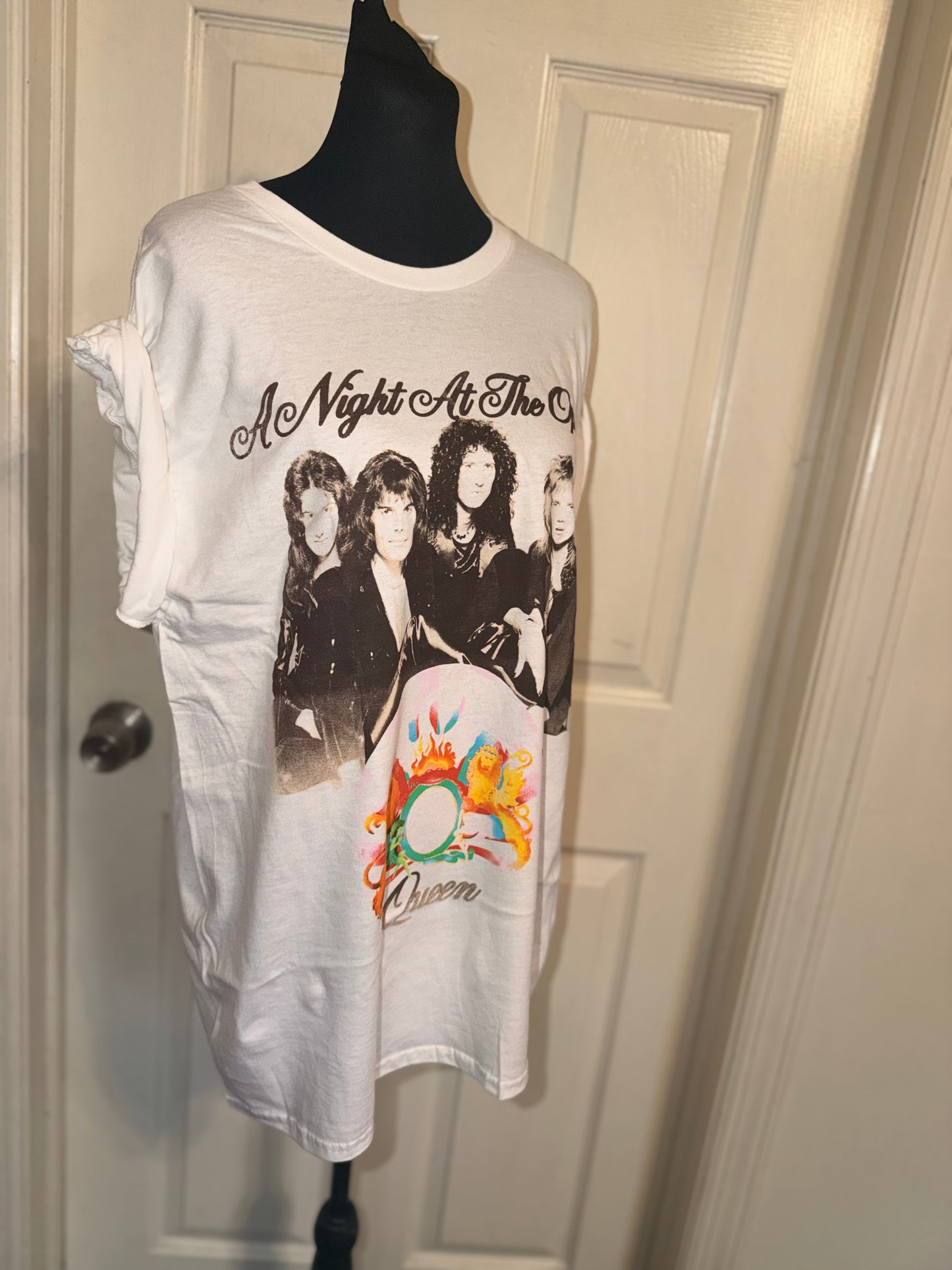 Queen Oversized Distressed Tee