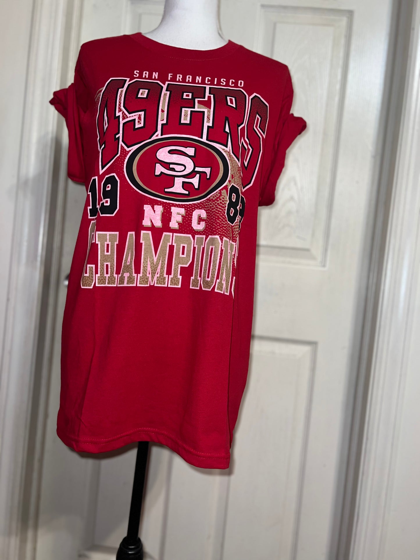 San Francisco 49ers Oversized Distressed Tee