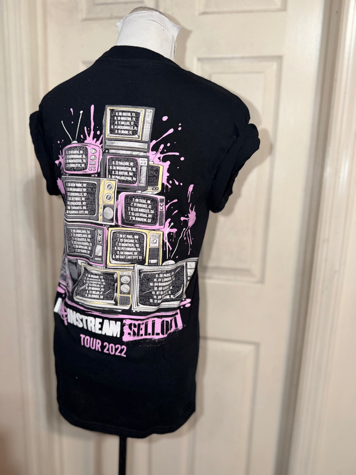 Machine Gun Kelly ft. Avril Lavigne Double Sided Oversized Distressed Tee