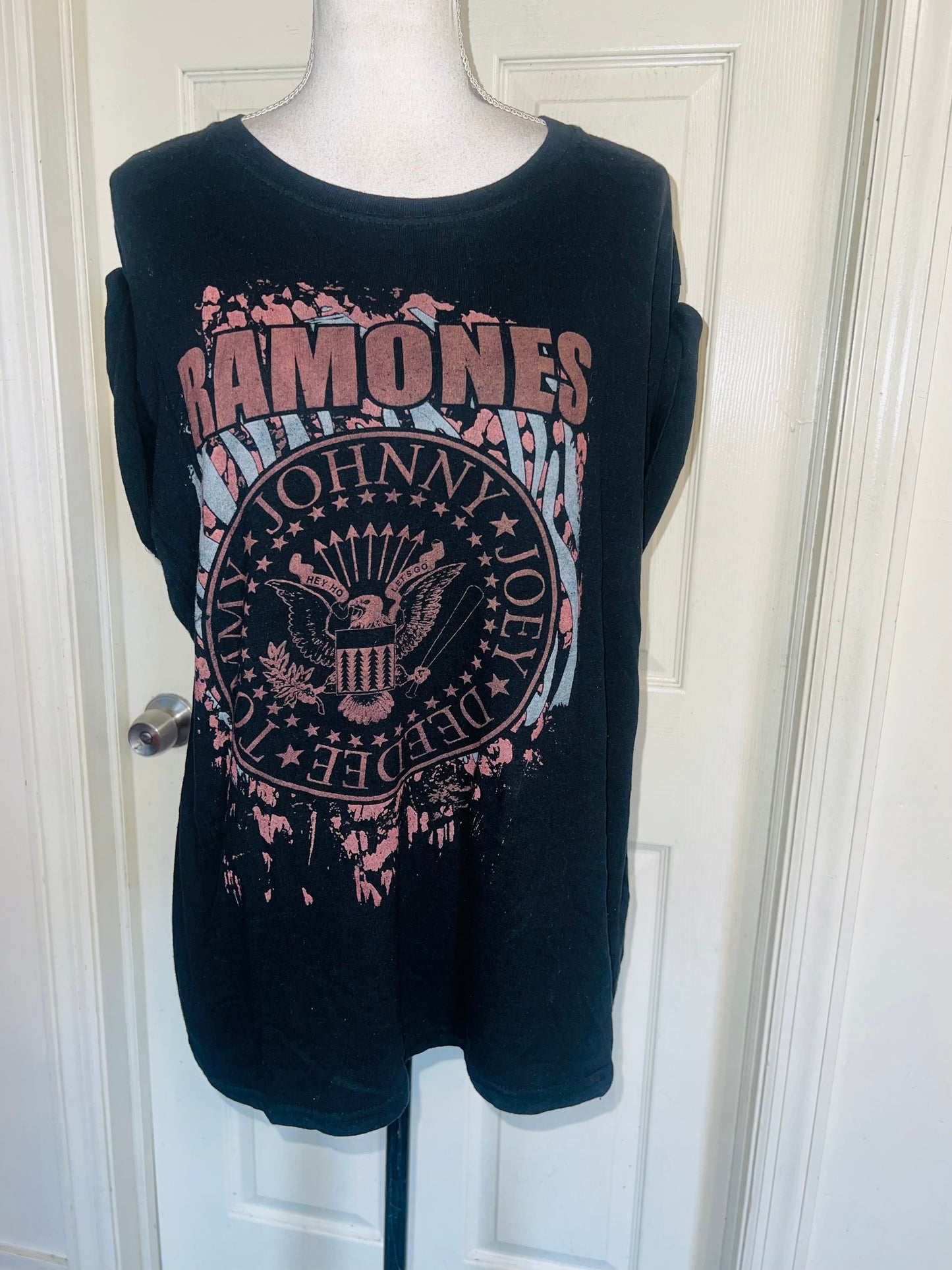 Ramones Oversized Distressed Tee