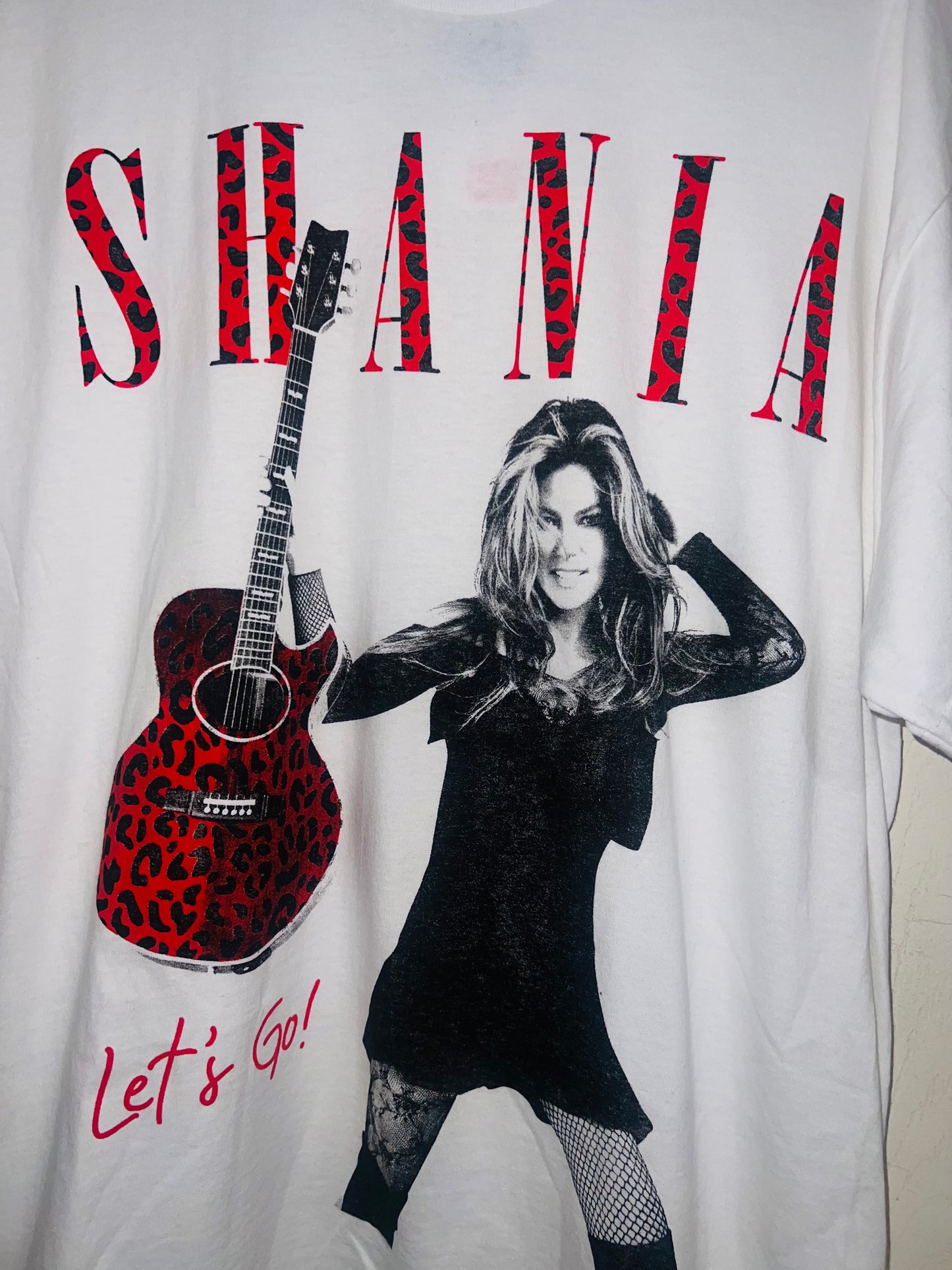 Shania Twain Oversized Distressed Tee