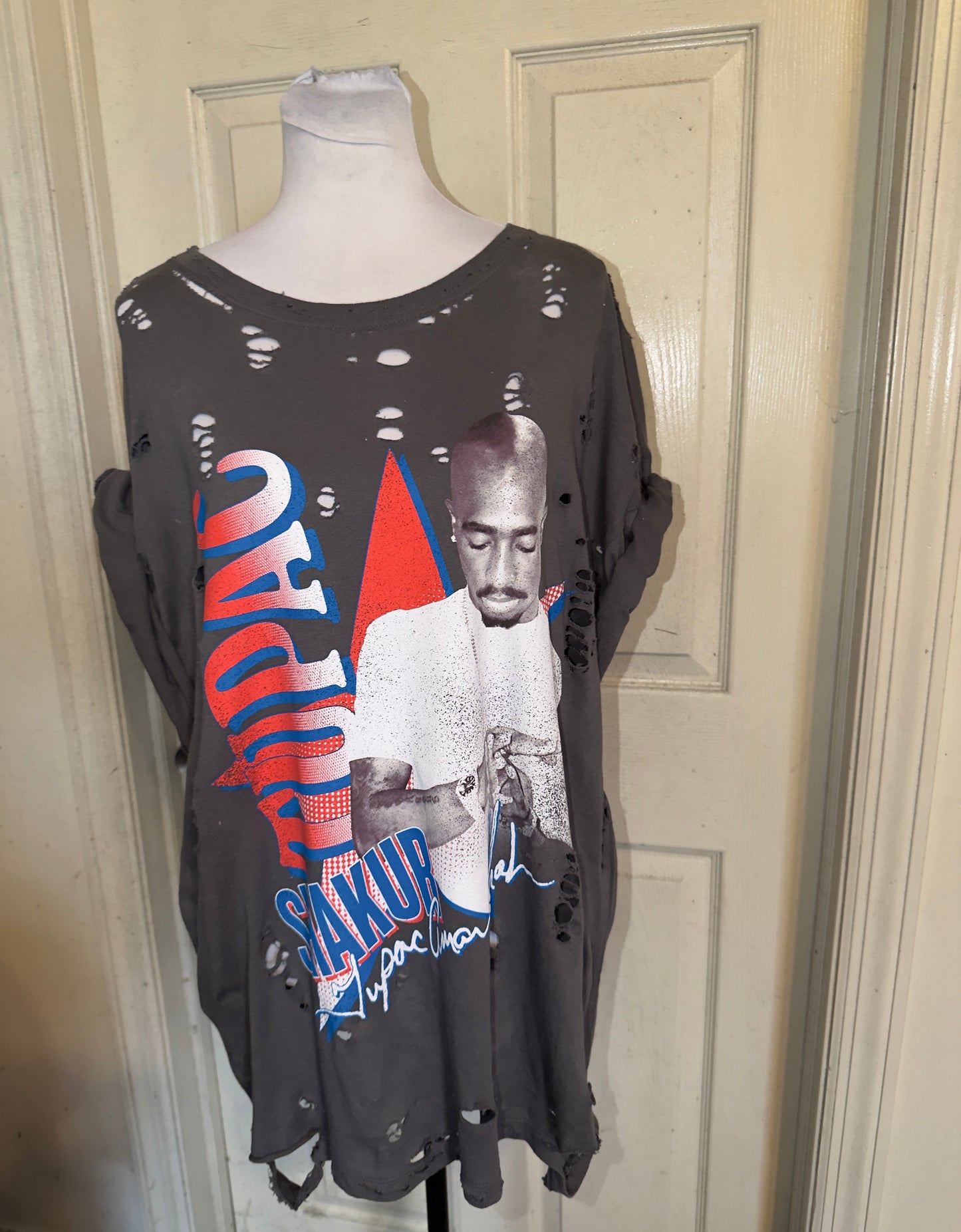 Tupac Distressed Tee