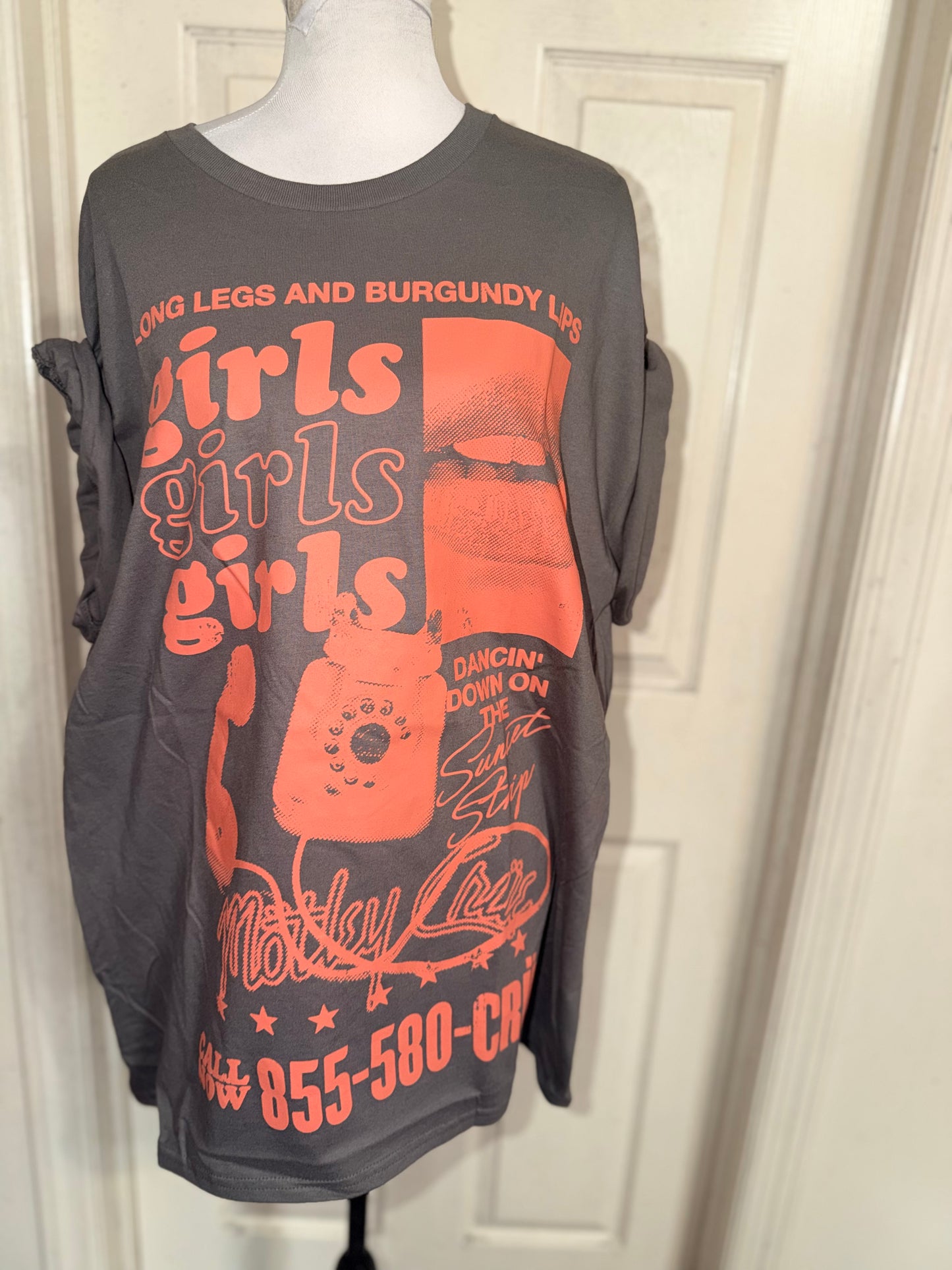 Motley Crue Oversized Distressed Tee