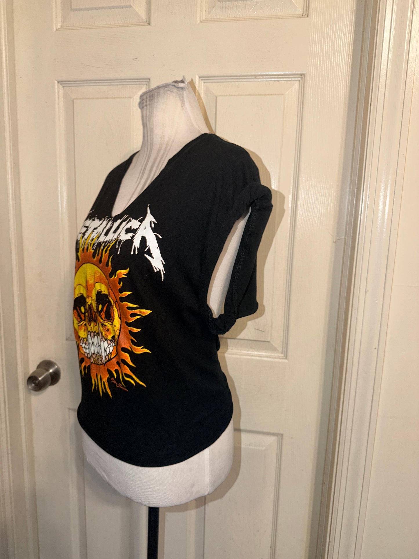 Metallica Open Tie Back Tee