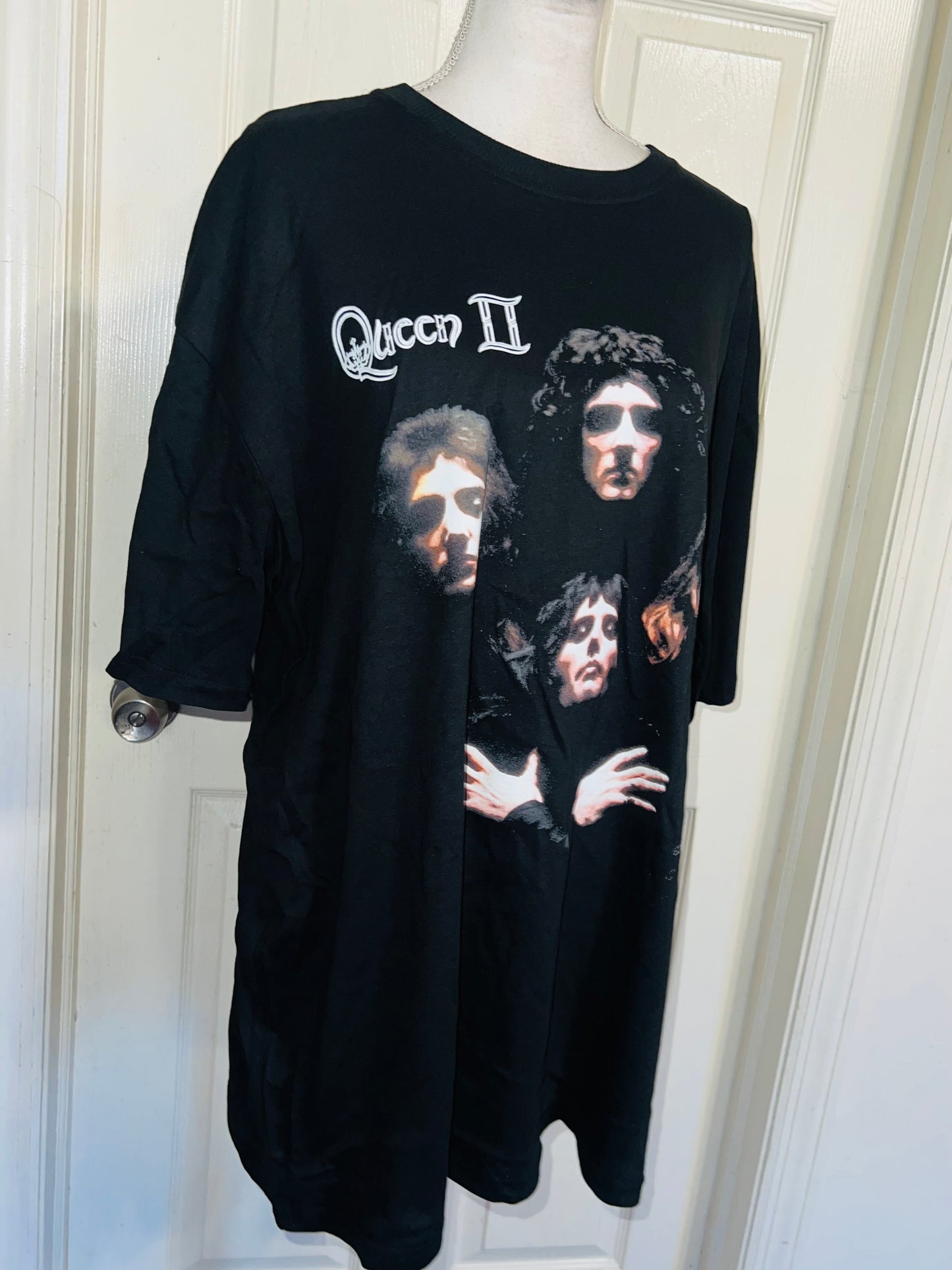 Queen Oversized Distressed Tee