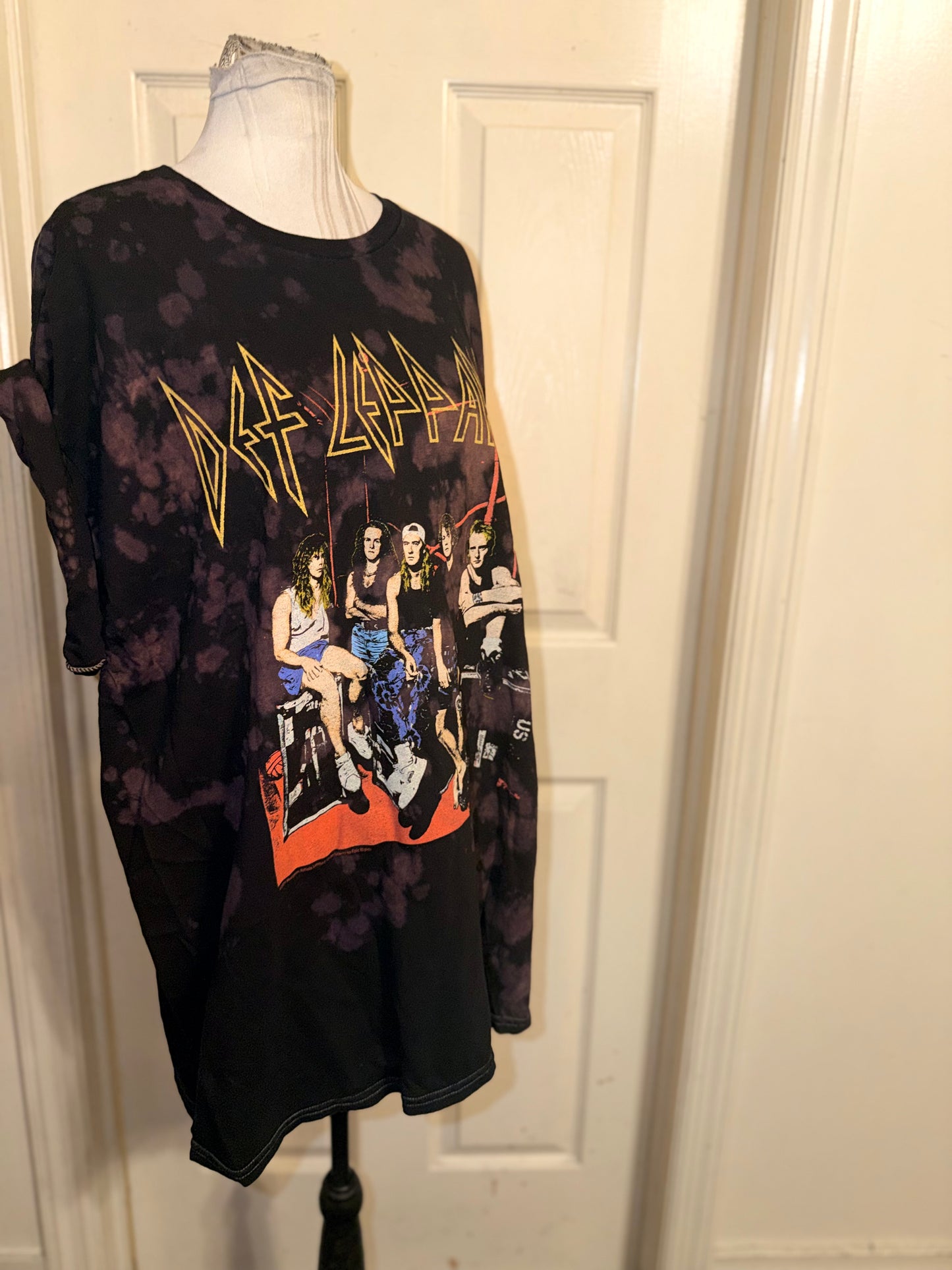 Def Leppard Oversized Tee