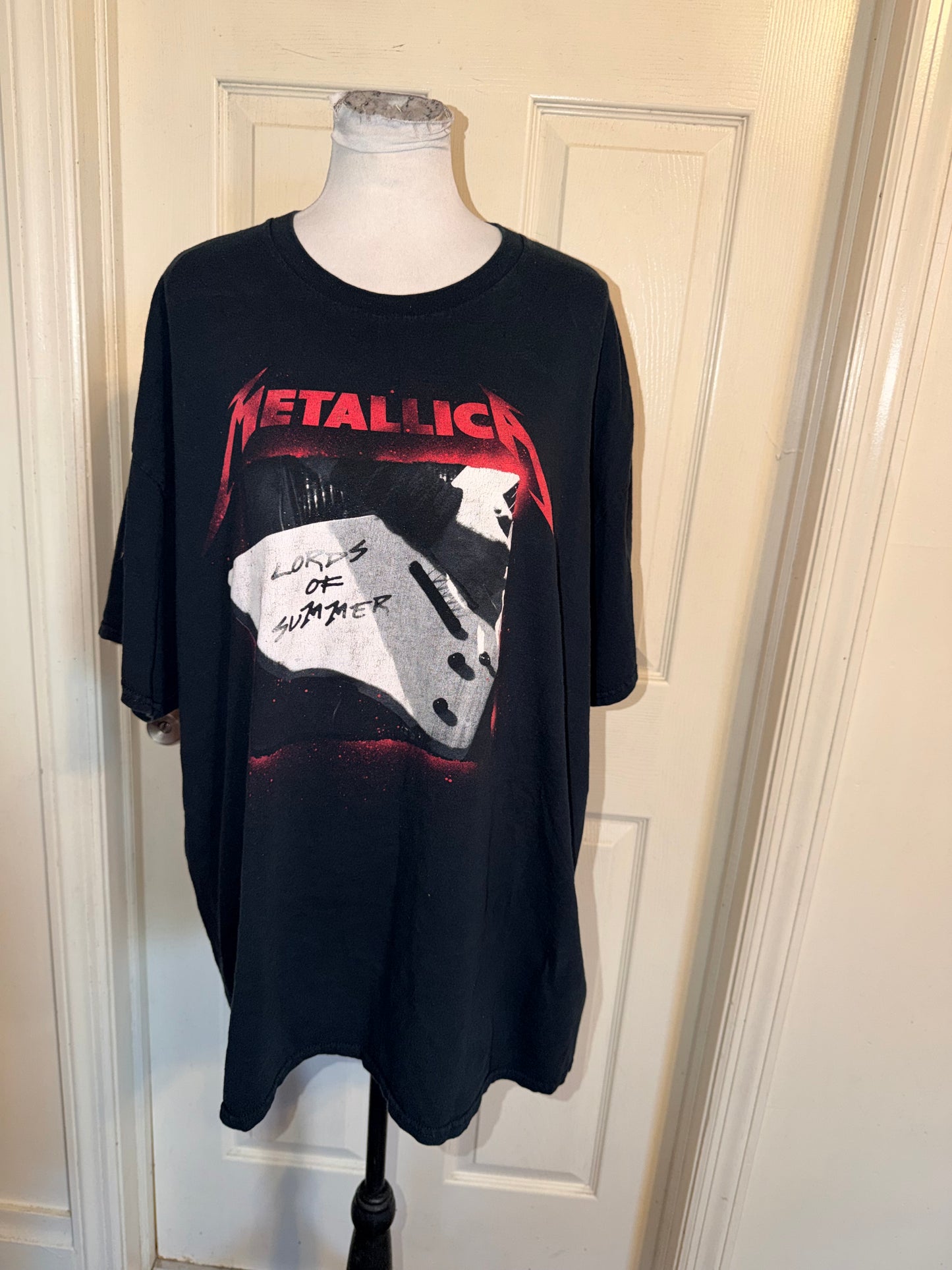 Metallica Oversized Distressed Tee