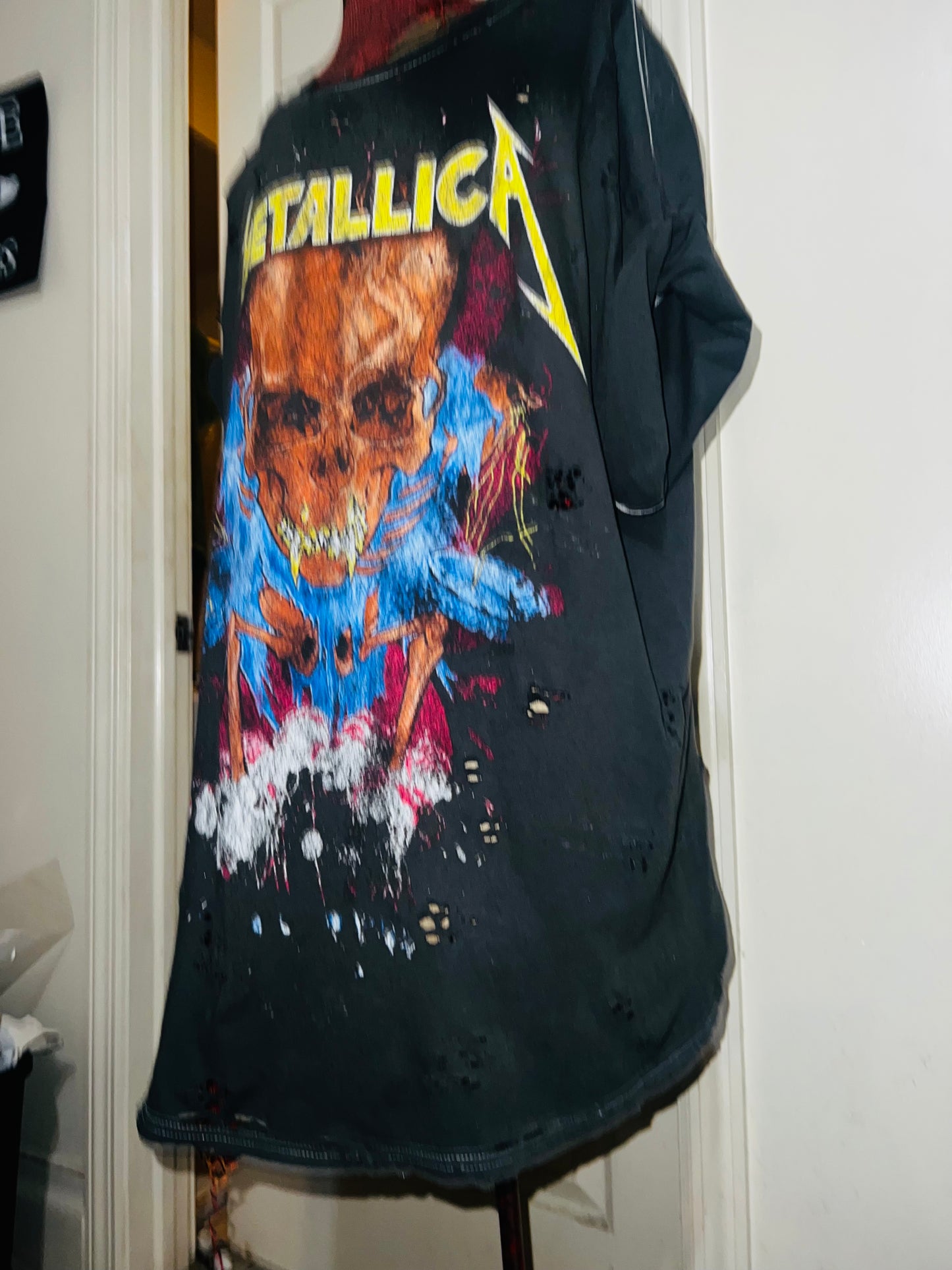 Metallica Oversized Distressed Tee