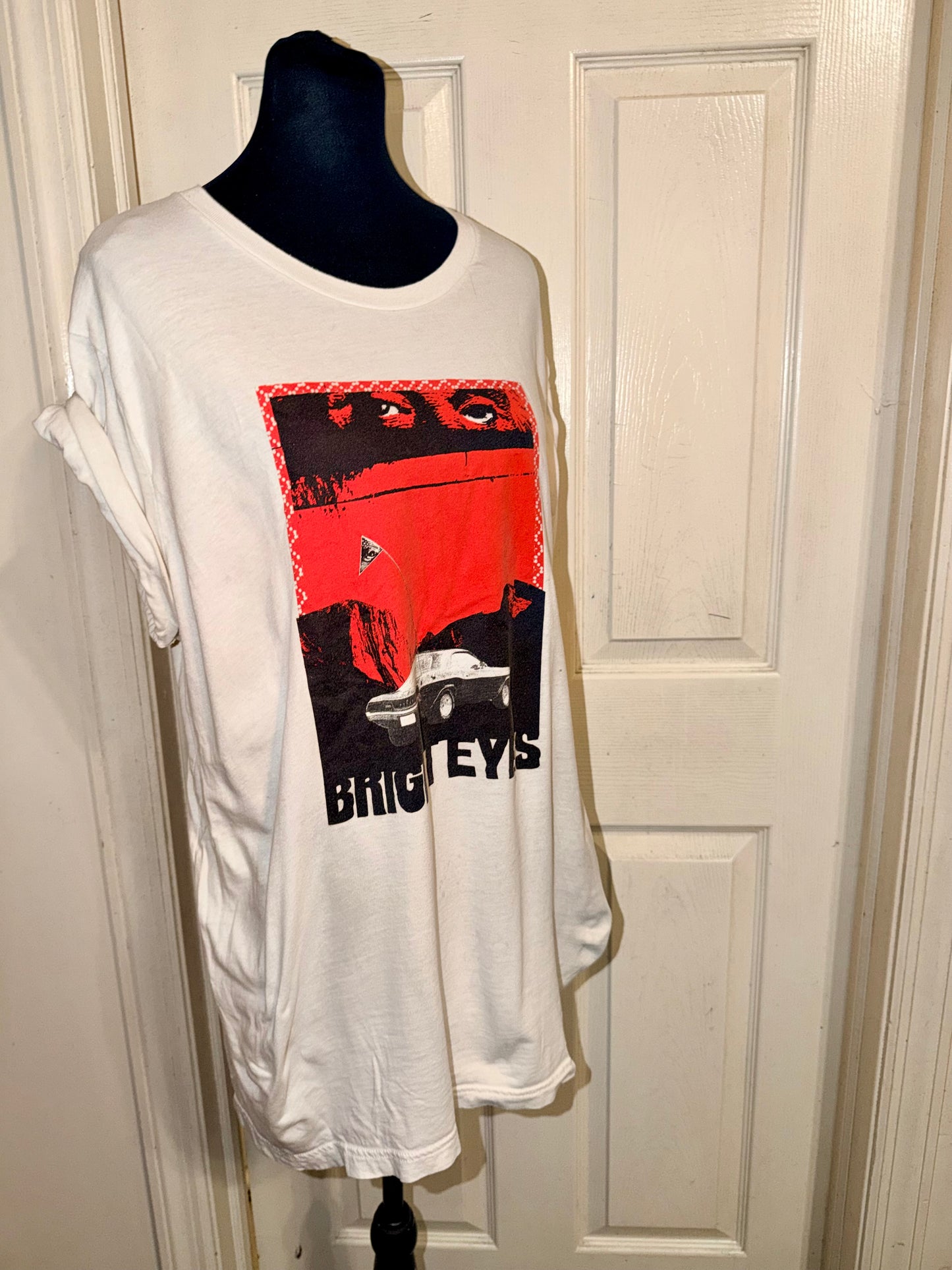 Bright Eyes Oversized Tee