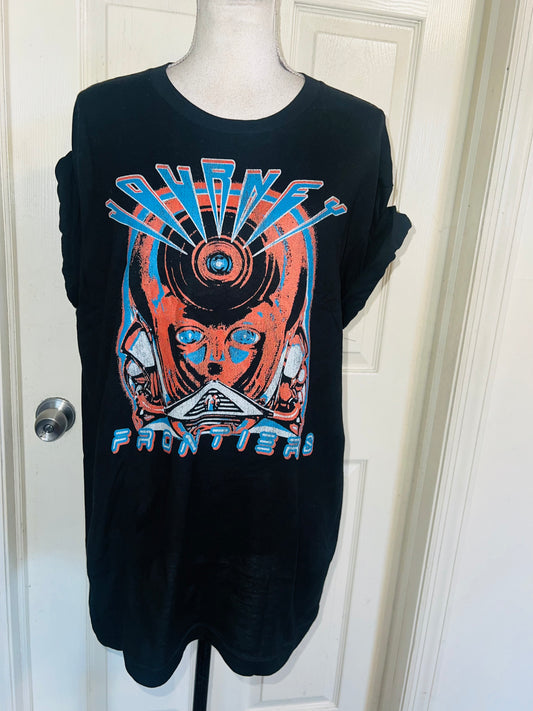 Journey Oversized Distressed Tee