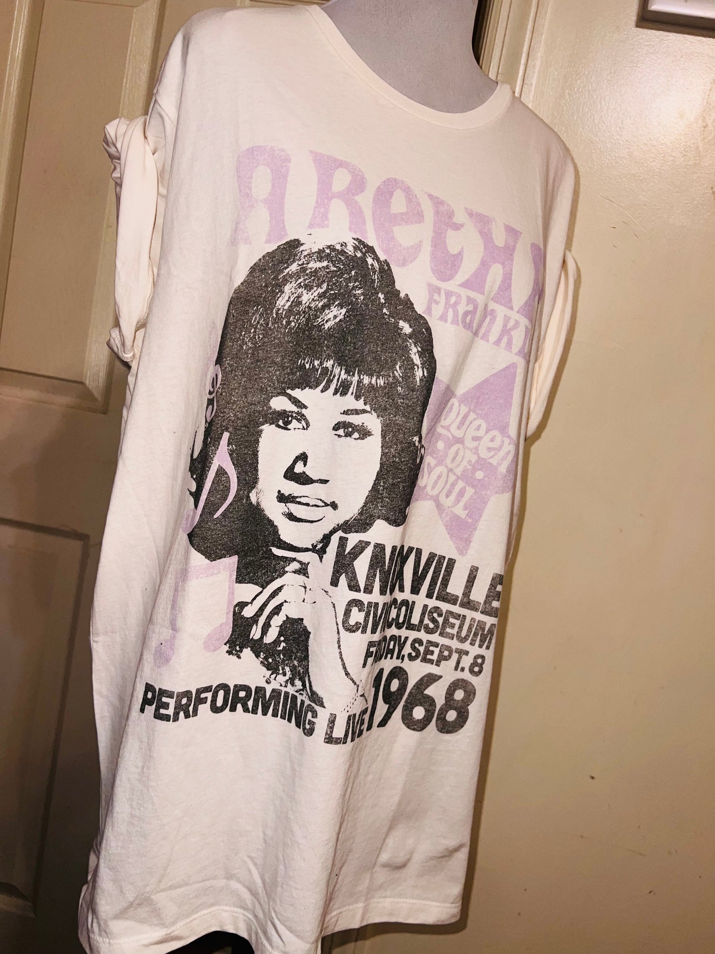Aretha Franklin Oversized Distressed Tee