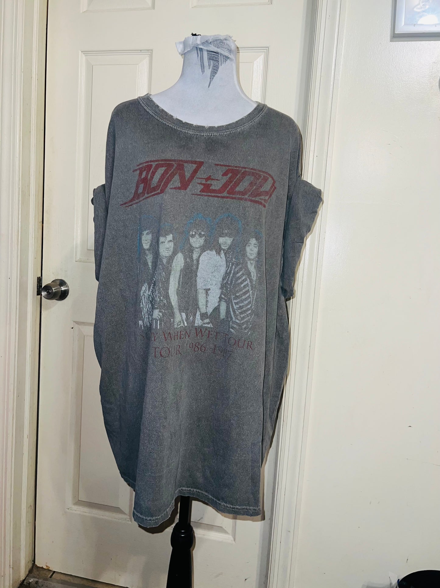 Bob Jovi Oversized Distressed Tee