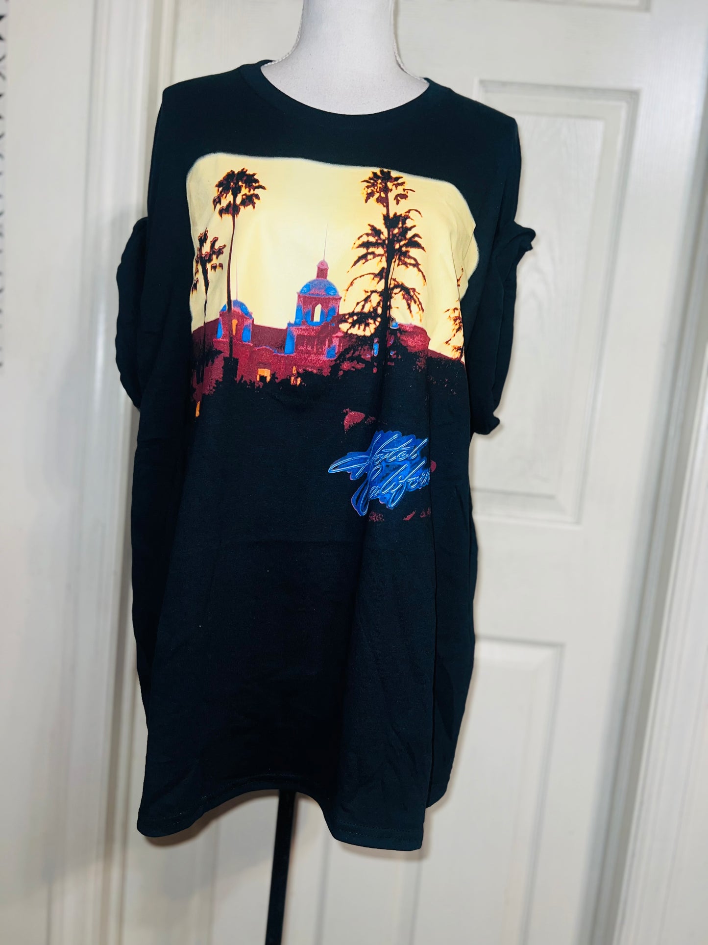 The Eagles Oversized Distressed Tee