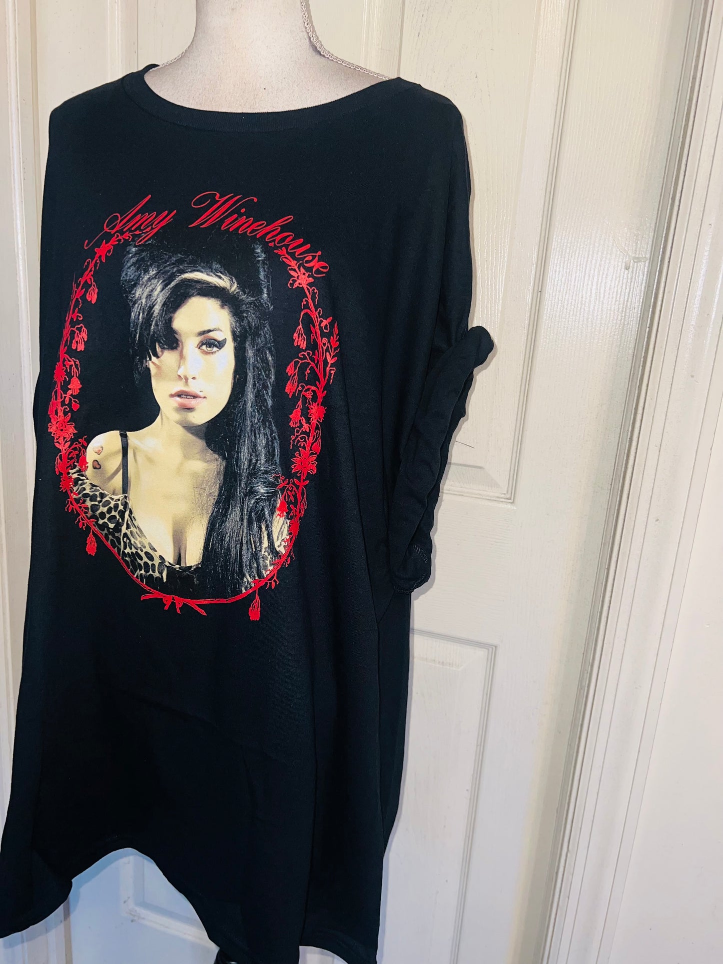 Amy Winehouse Oversized Distressed Tee