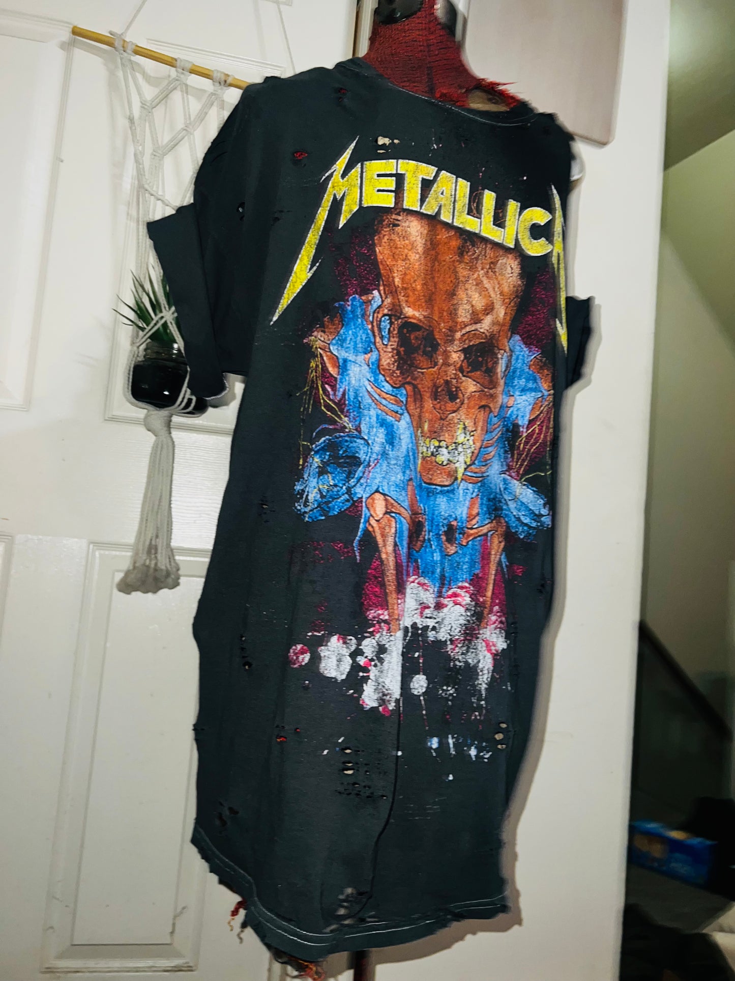 Metallica Oversized Distressed Tee