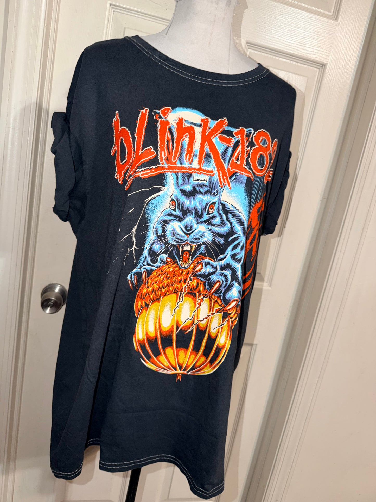 Blink-182 Oversized Distressed Tee