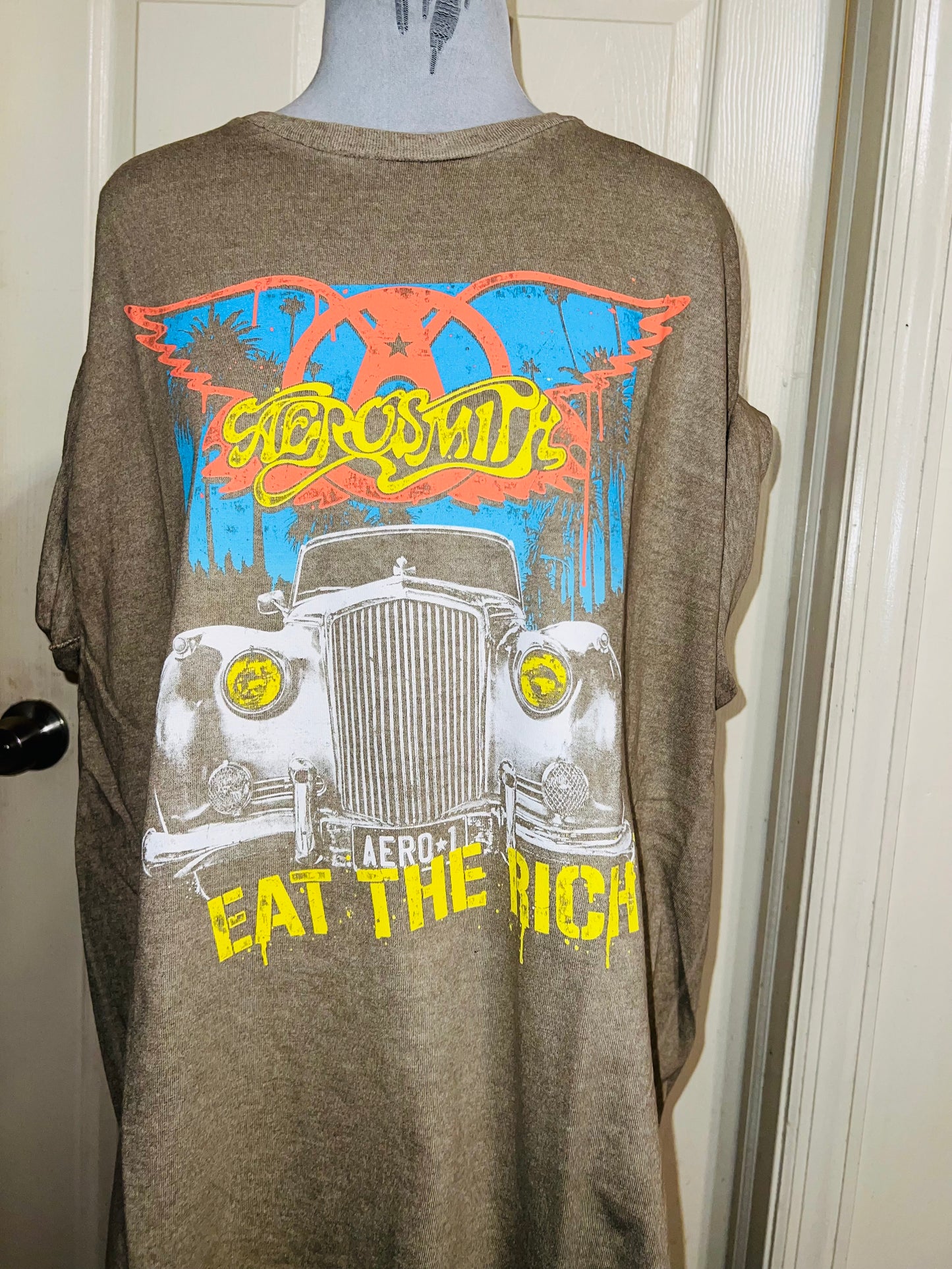 Aerosmith “Eat the Rich” Oversized Distressed Tee