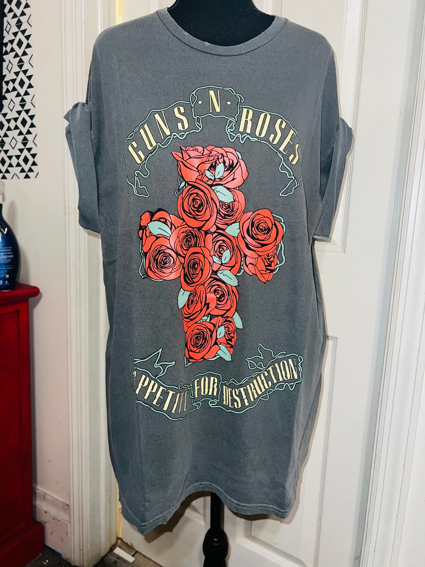 Guns n Roses Oversized Distressed Tee