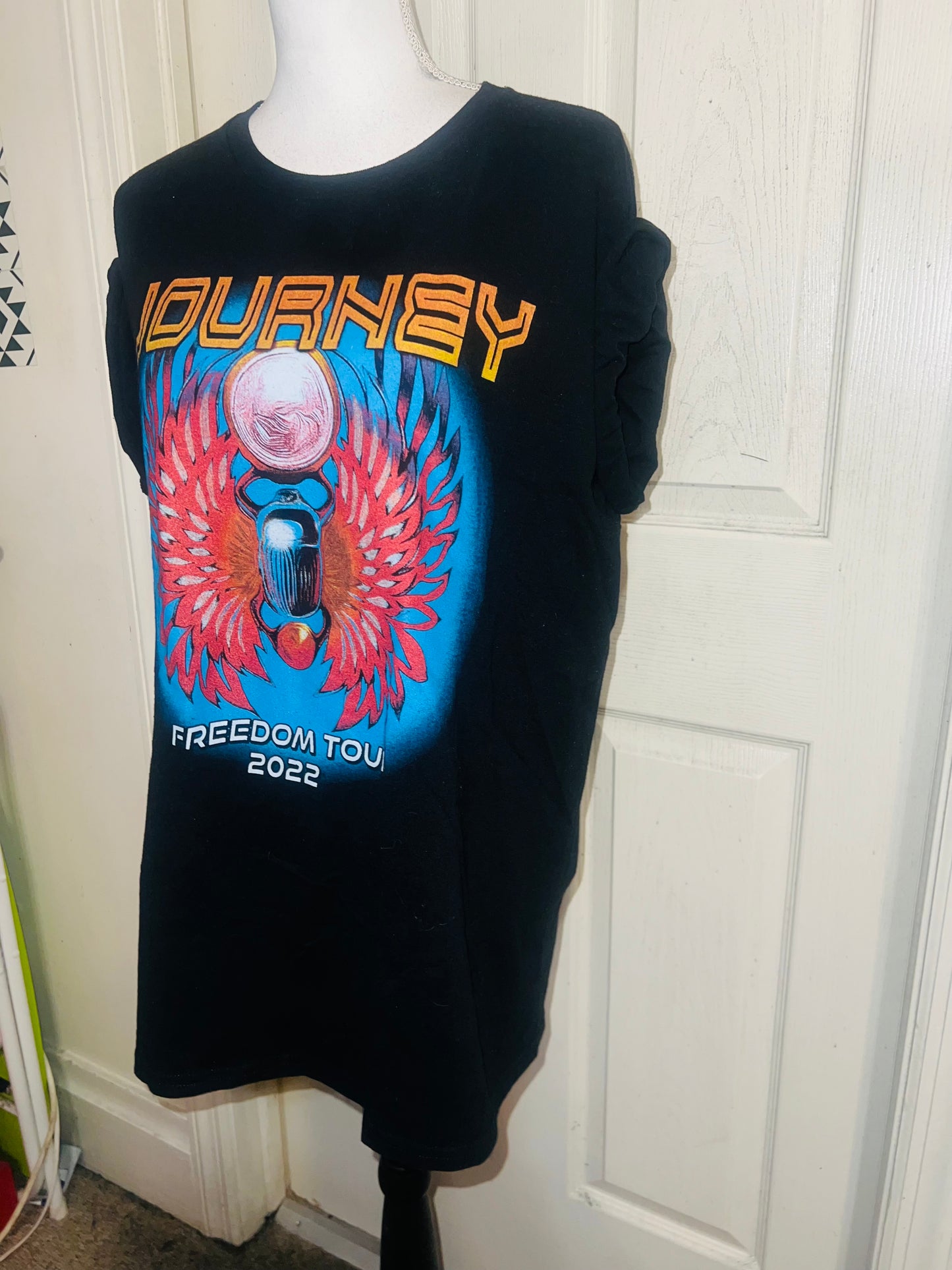 Journey (ft. Toto & Billy Idol) Oversized Distressed Tee