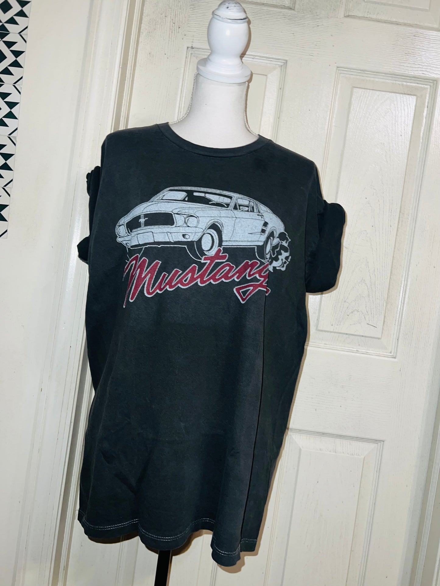 Ford Mustang Oversized Distressed Tee