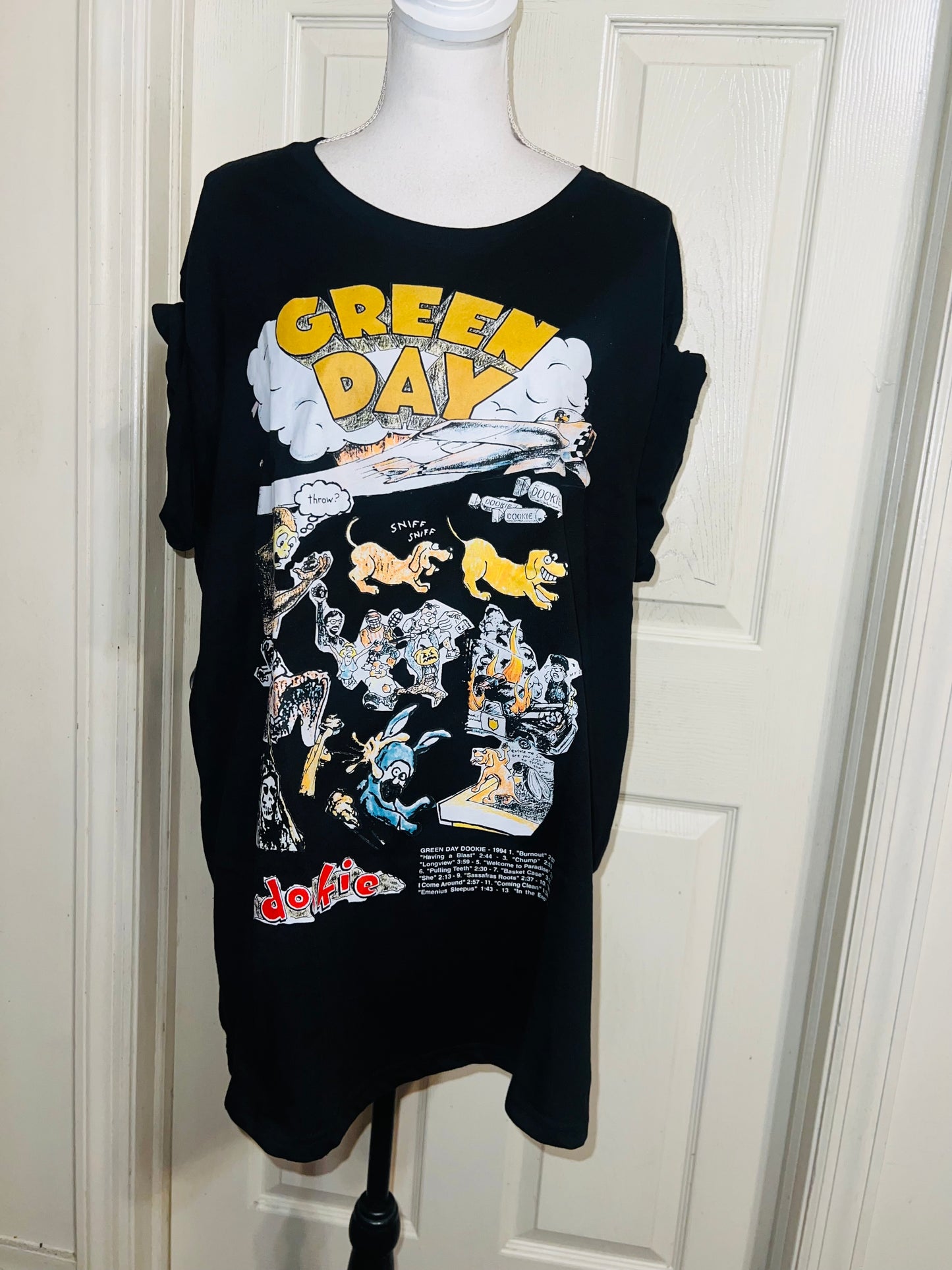 Green Day Oversized Distressed Tee