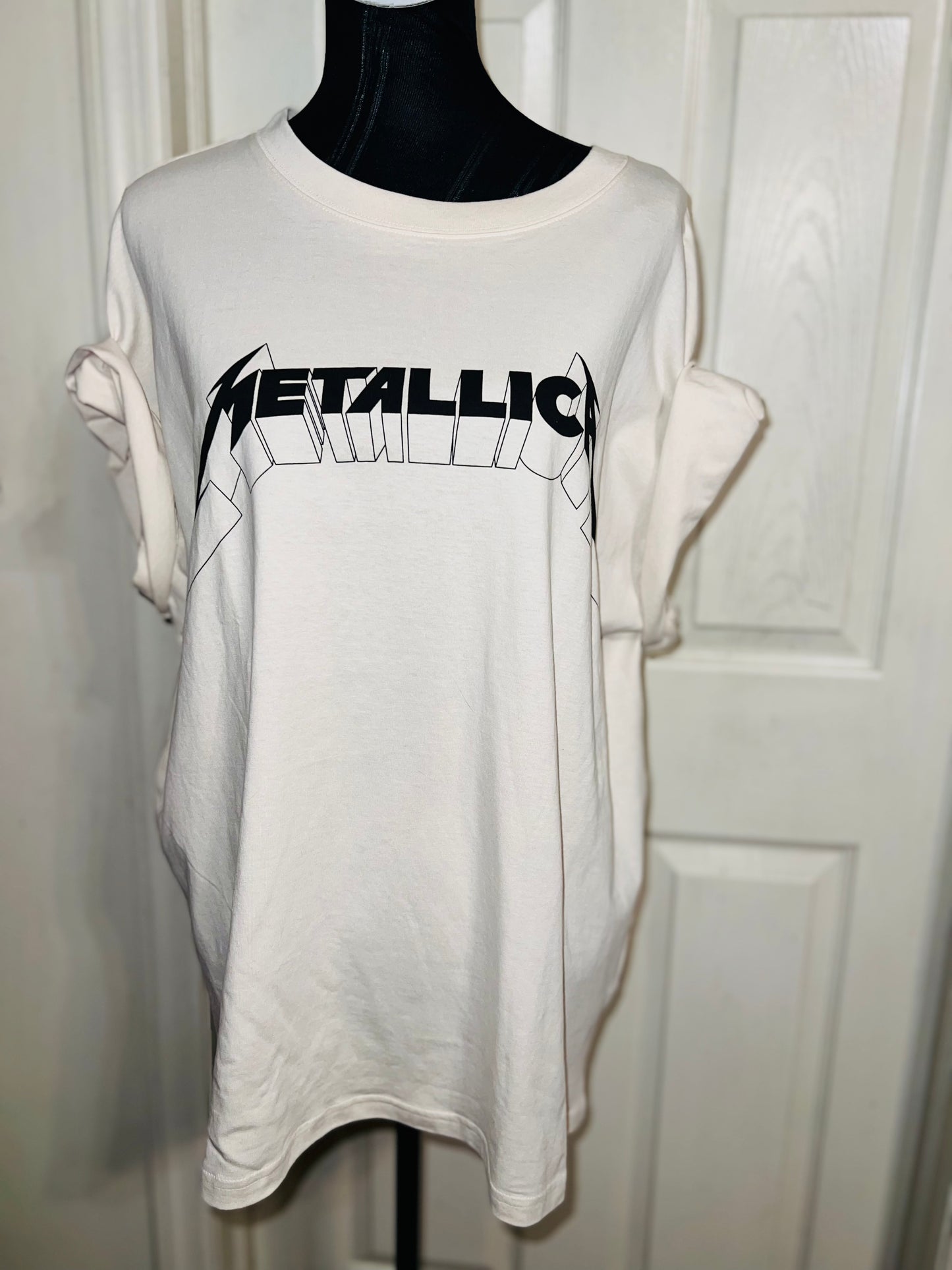 Metallica Distressed Tee