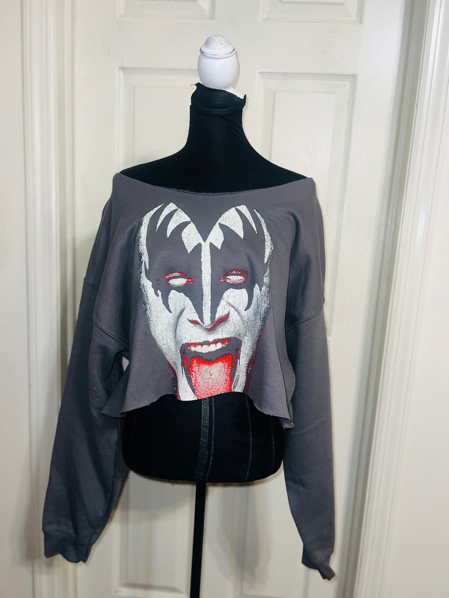 Gene Simmons/Kiss Oversized OFTS Cropped Sweatshirt