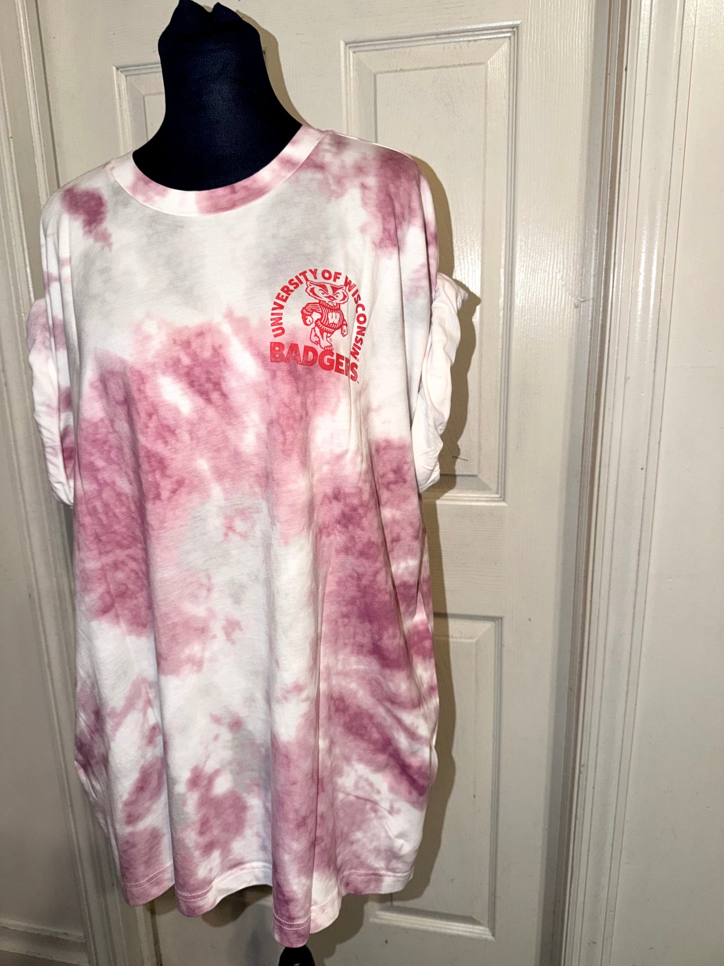 Wisconsin Badgers Oversized Double Sided Tee