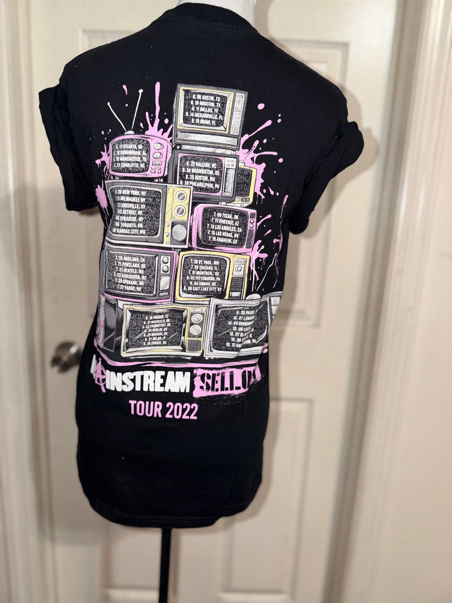 Machine Gun Kelly ft. Avril Lavigne Double Sided Oversized Distressed Tee