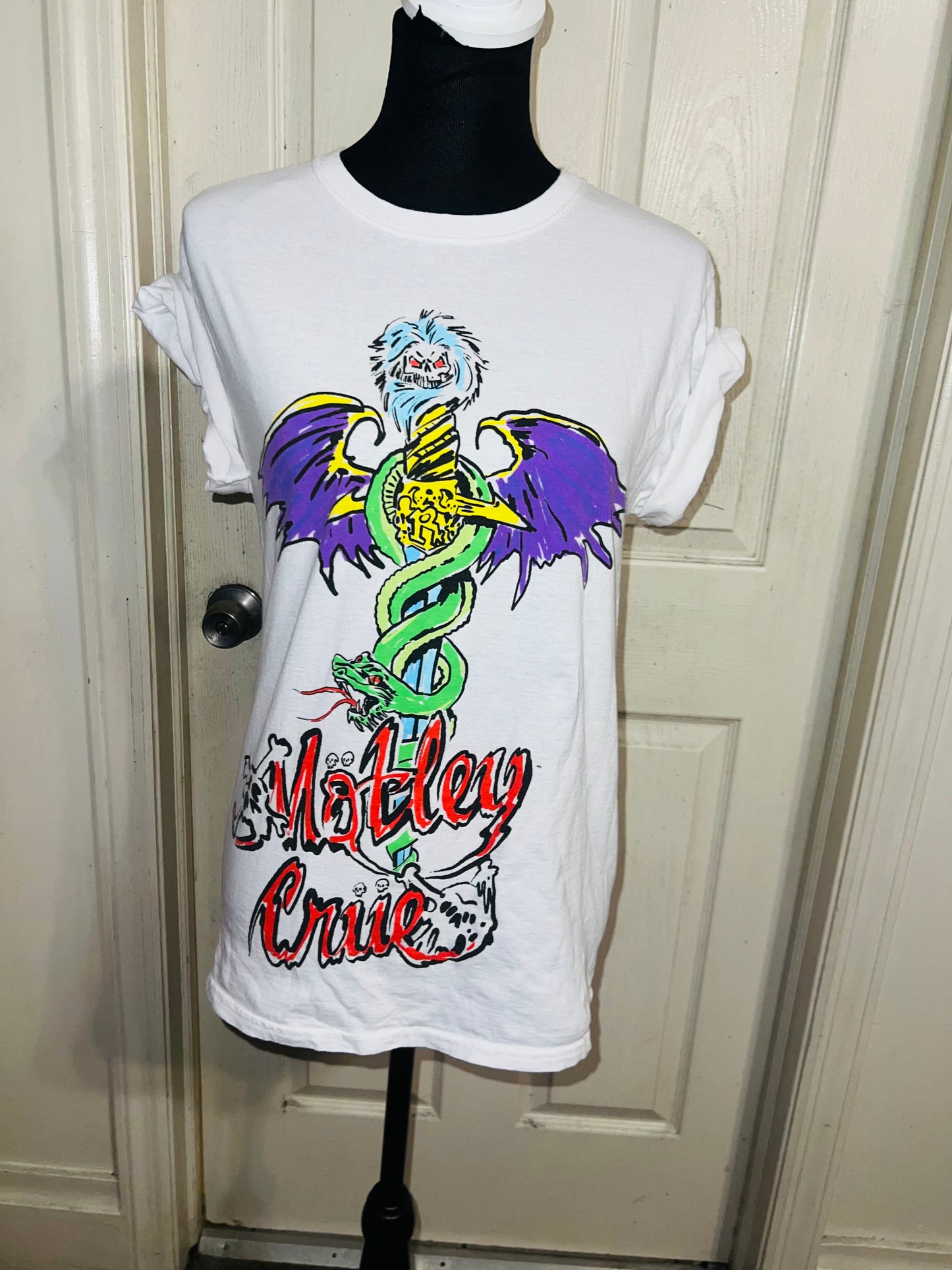 Motley Crue Oversized Distressed Tee