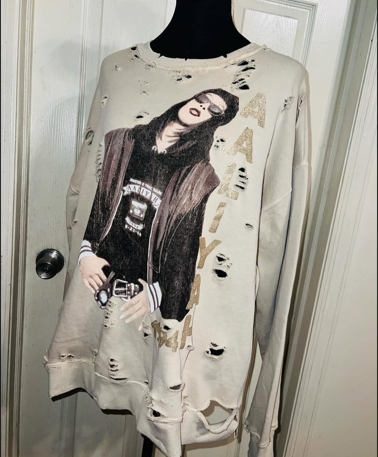 Aaliyah Oversized Distressed Sweatshirt