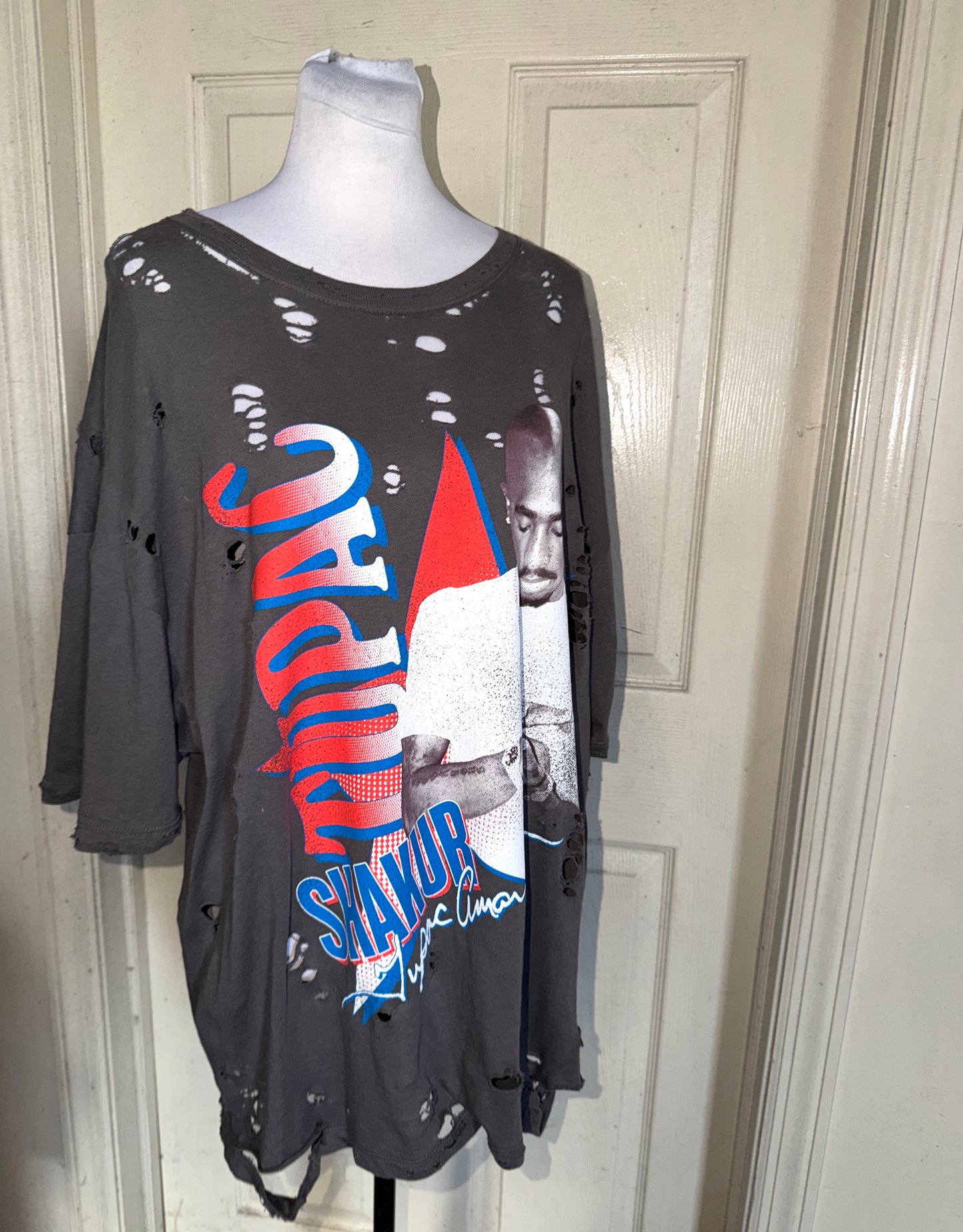 Tupac Distressed Tee