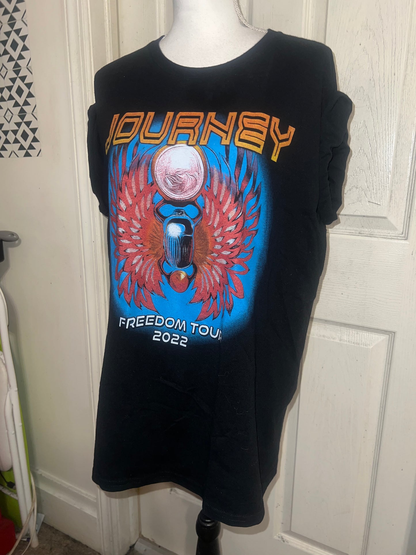 Journey (ft. Toto & Billy Idol) Oversized Distressed Tee