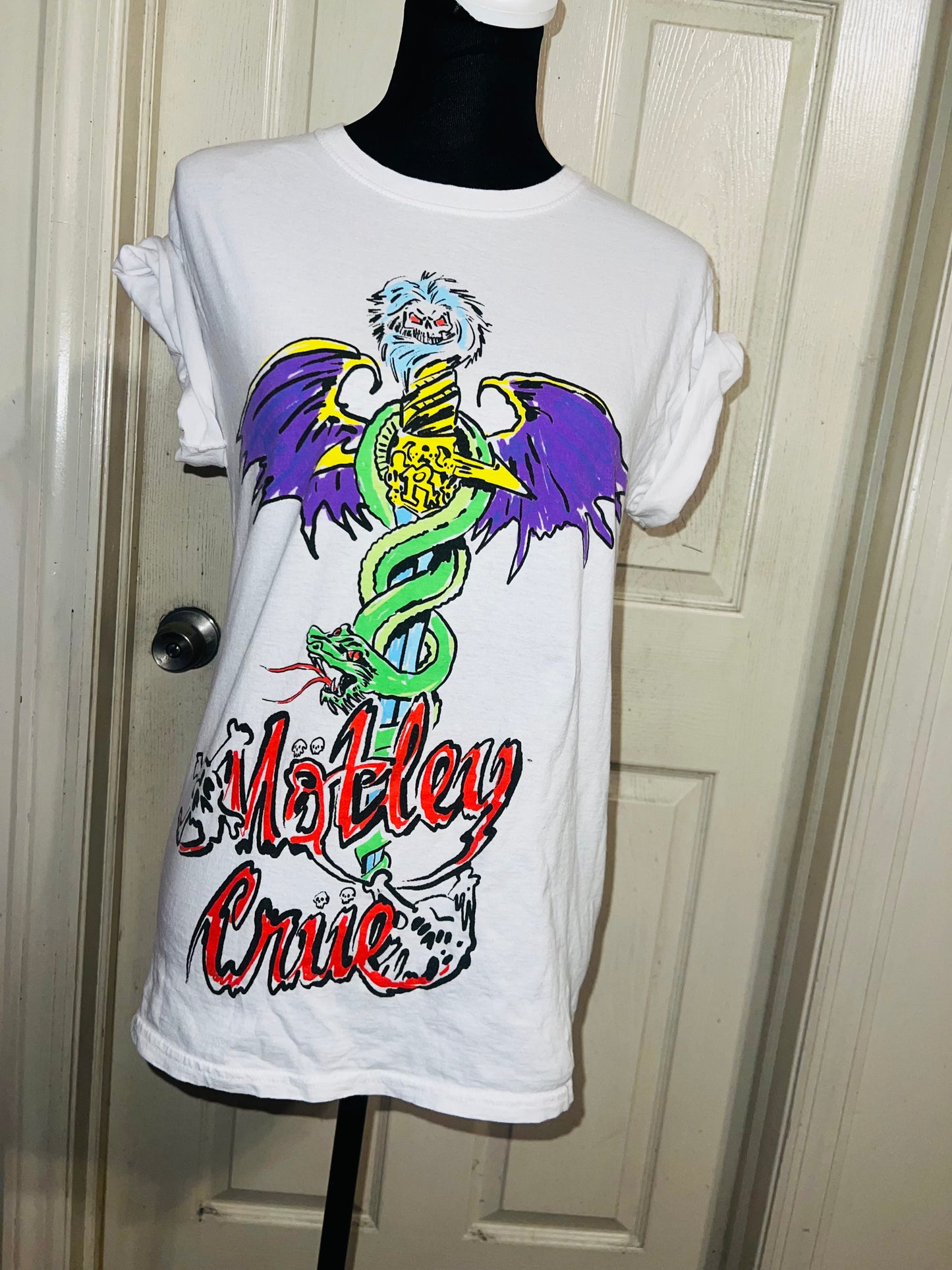 Motley Crue Oversized Distressed Tee